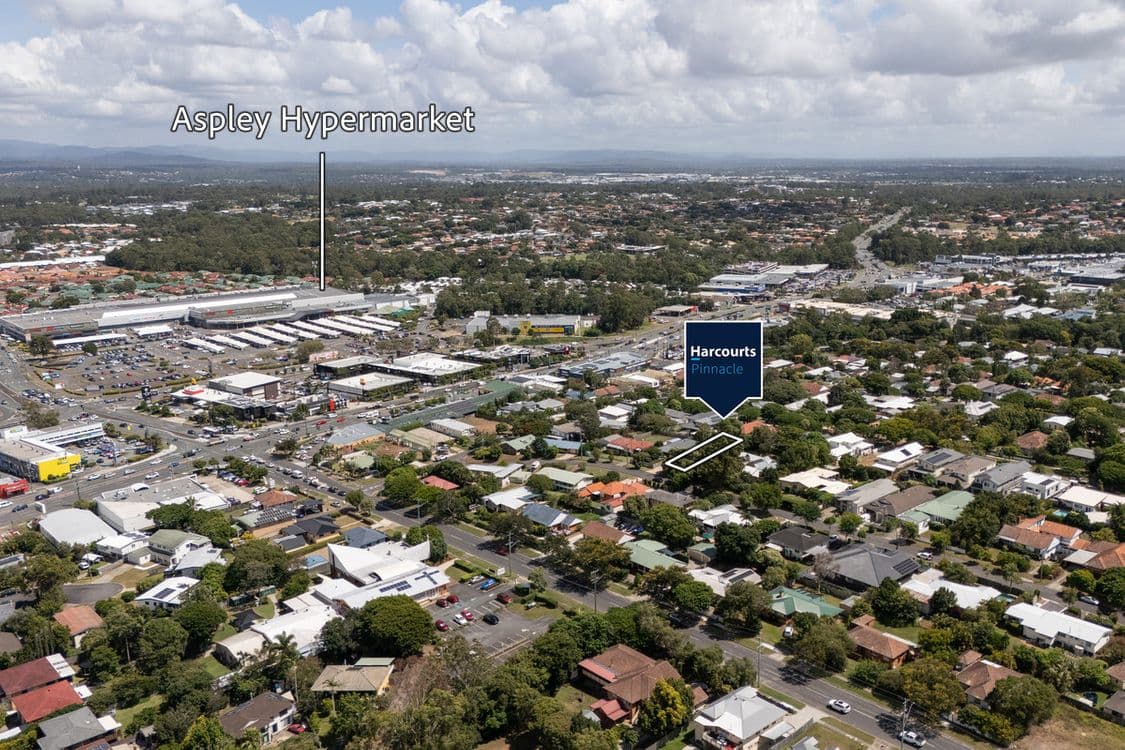16 Craigan Crescent, Aspley, QLD 4034, Aspley - Thumbnail 5