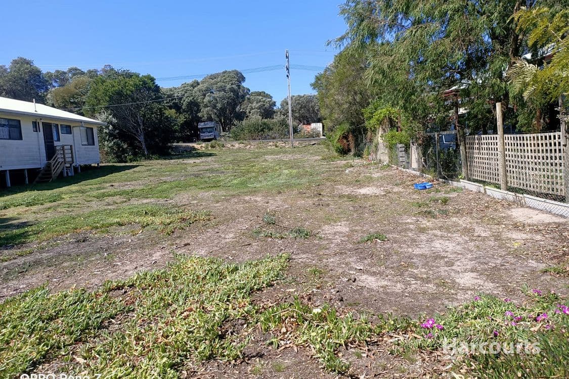 353 National Park Road, Loch Sport, VIC 3851, Loch Sport - Thumbnail 4