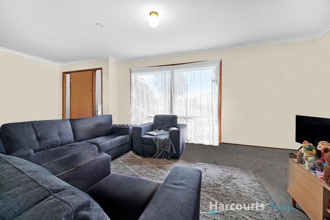57 Grove End Road, Endeavour Hills, VIC 3802, Endeavour Hills - Thumbnail 3