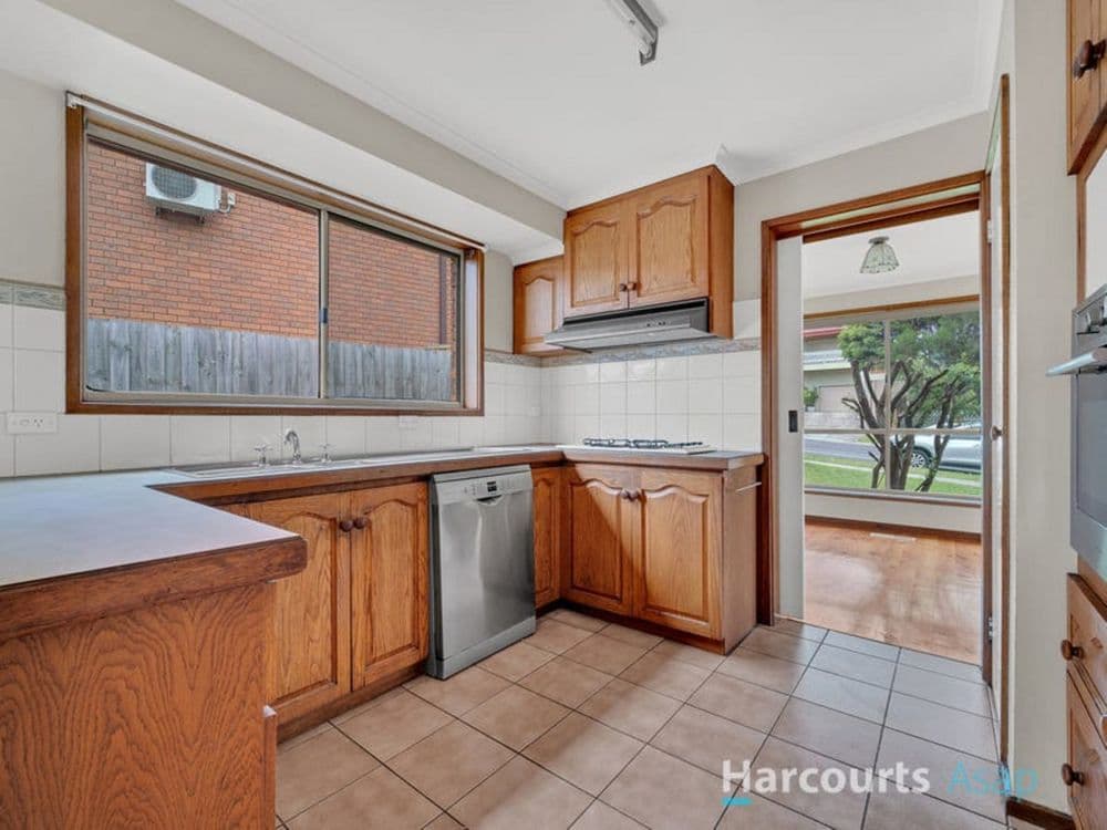 9 Hanna Drive, Endeavour Hills, VIC 3802, Endeavour Hills - Thumbnail 3