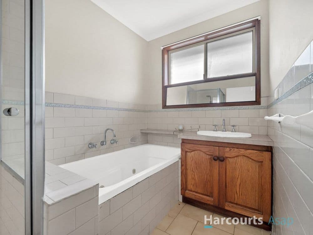 9 Hanna Drive, Endeavour Hills, VIC 3802, Endeavour Hills - Thumbnail 6