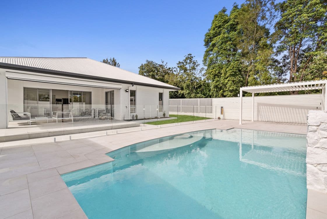 24 Red Cedar Circuit, Kingsholme - Image 1