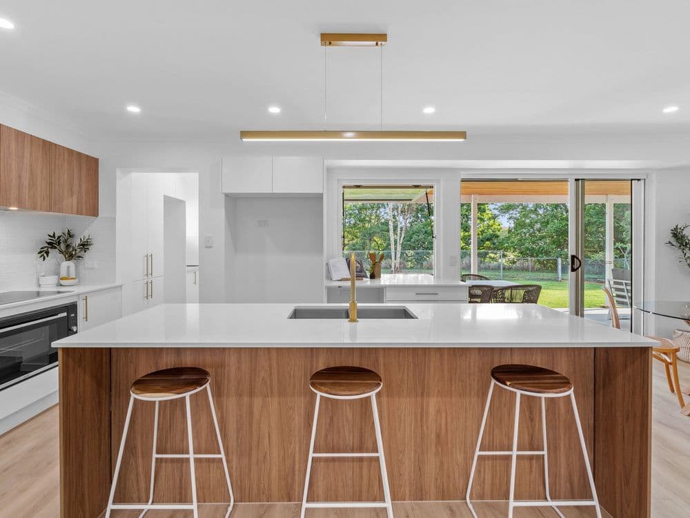 21 Lauren Street, Geebung, QLD 4034, Geebung - Thumbnail 2