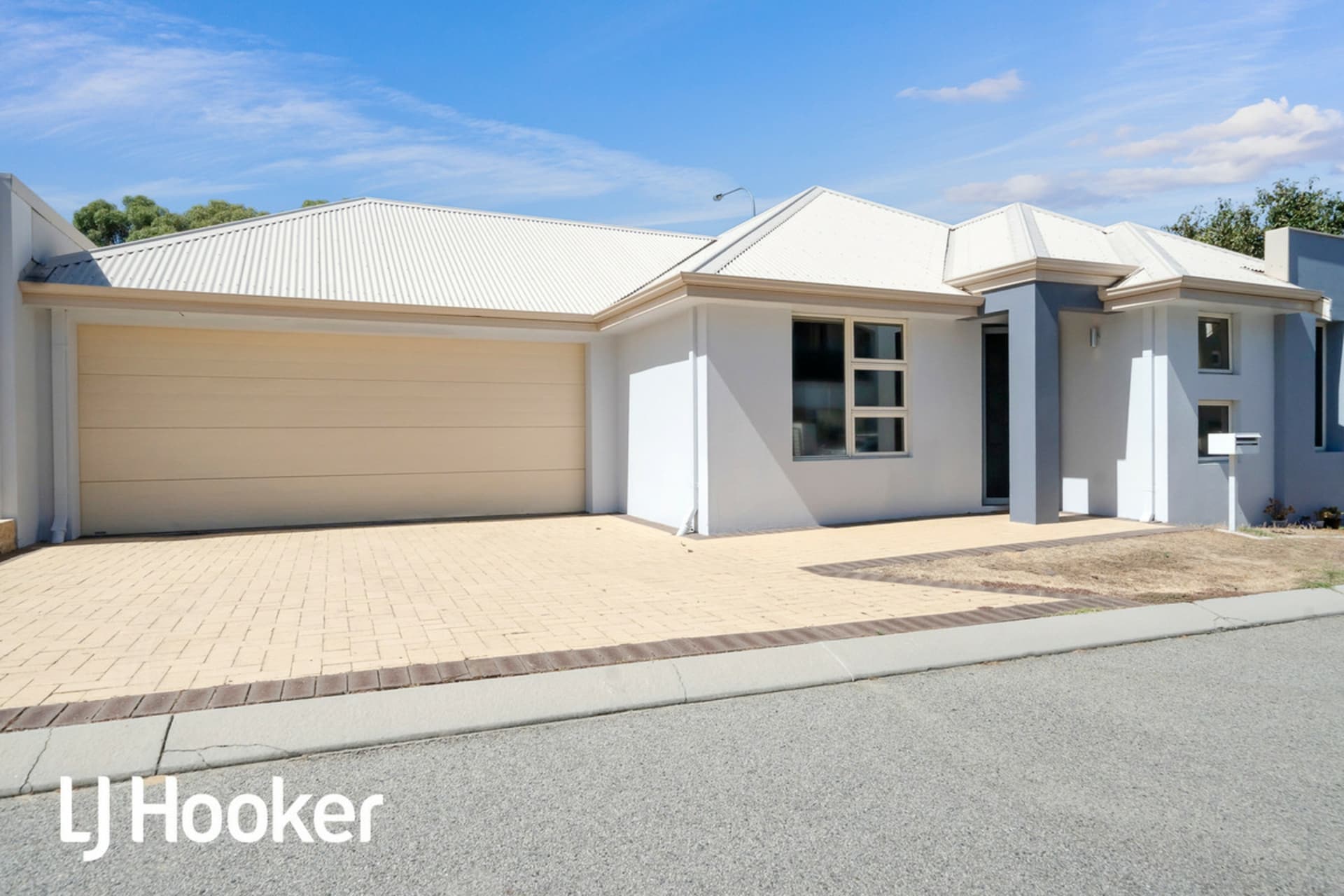 6 Redfern Bend, Clarkson, Clarkson - Image 1