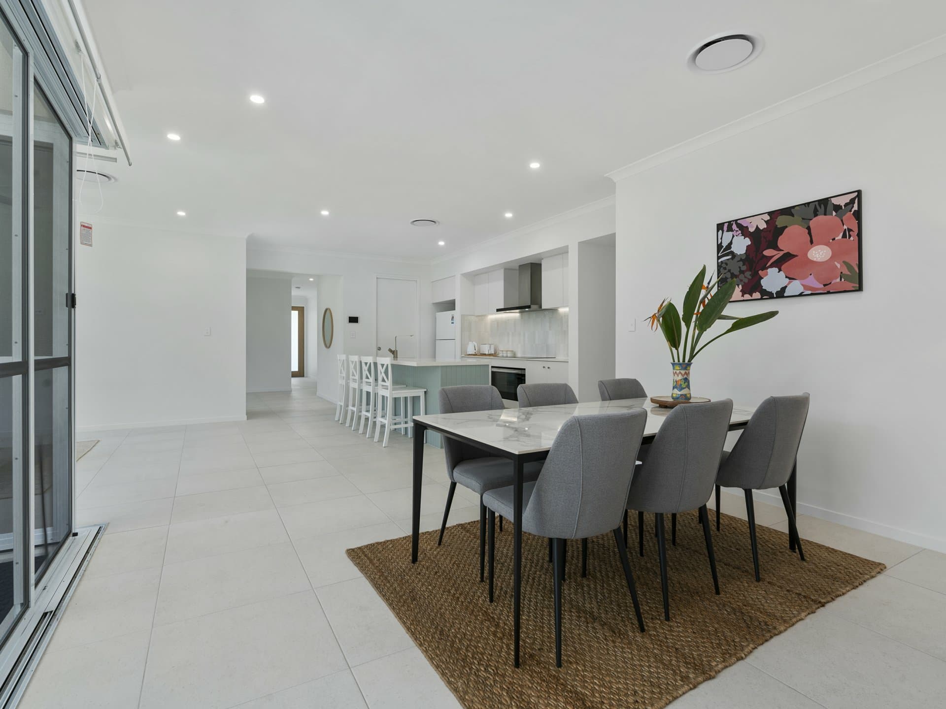 27 Livistona Place, Banksia Beach, Banksia Beach - Thumbnail 5