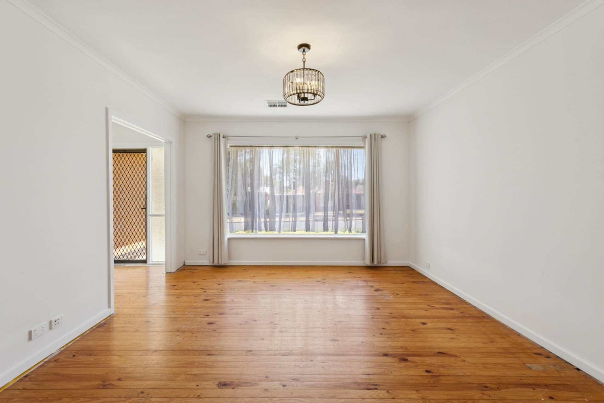 7 Michael Avenue, Modbury North, Modbury North - Thumbnail 3