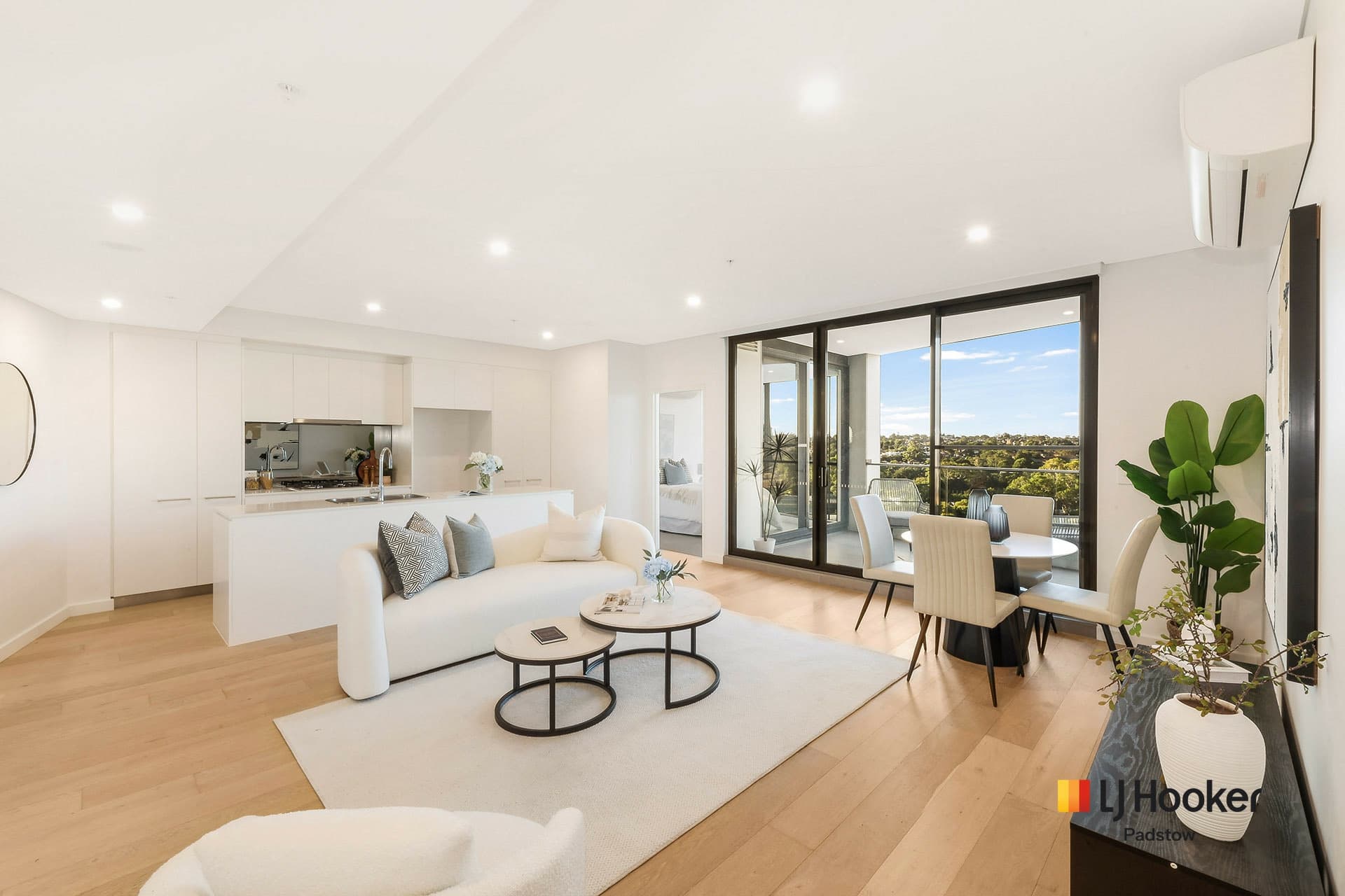904/12 Stanley Street, Kogarah, Kogarah - Image 1