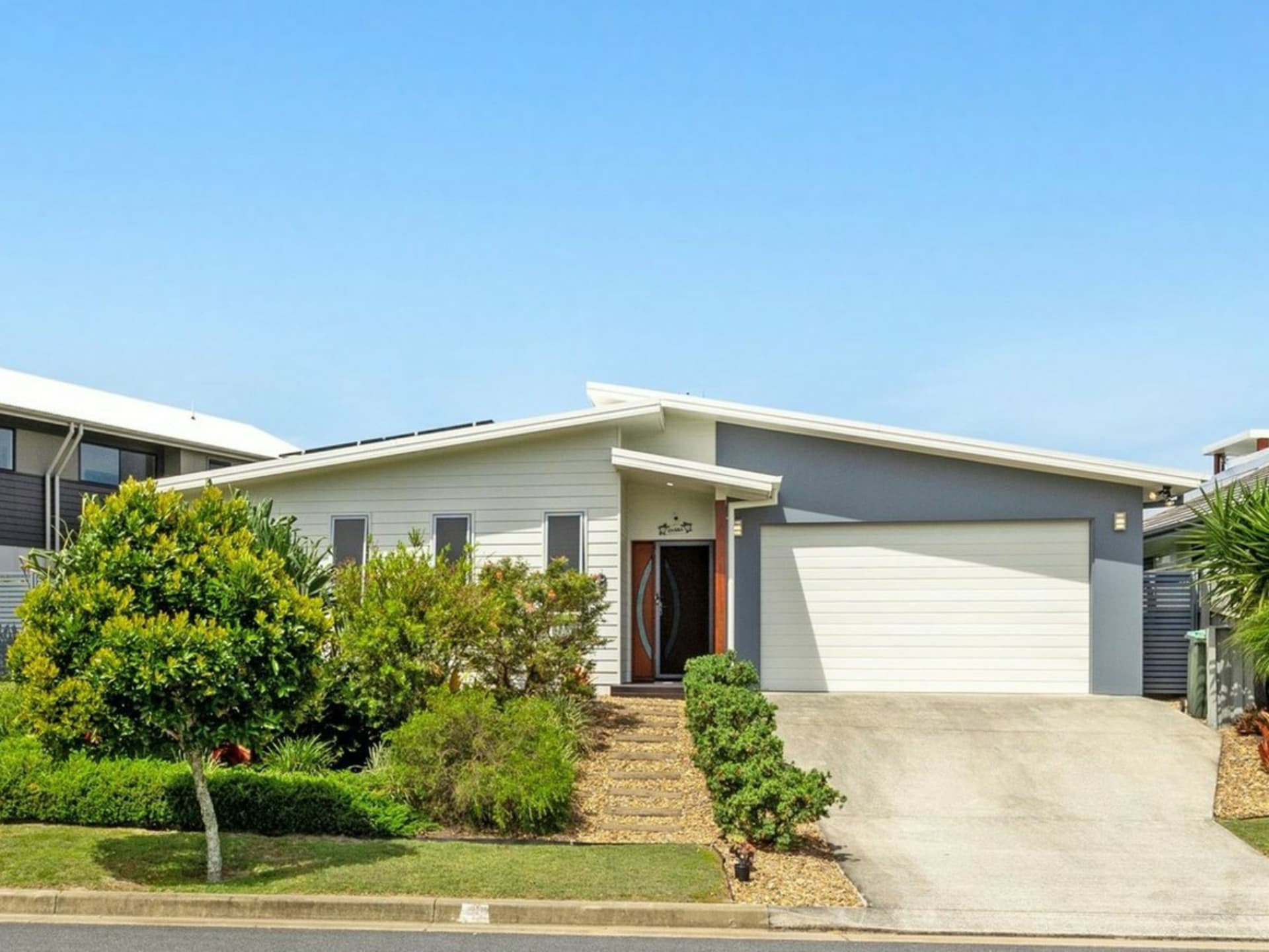 8 Liriope Street, Casuarina, Casuarina - Image 1