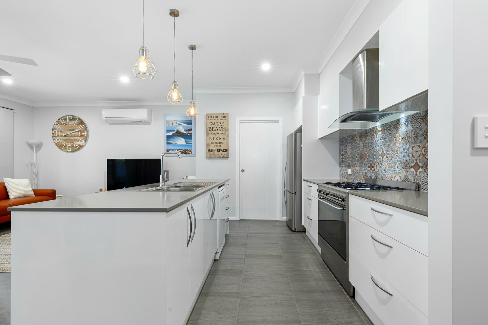 8 Liriope Street, Casuarina, Casuarina - Thumbnail 5