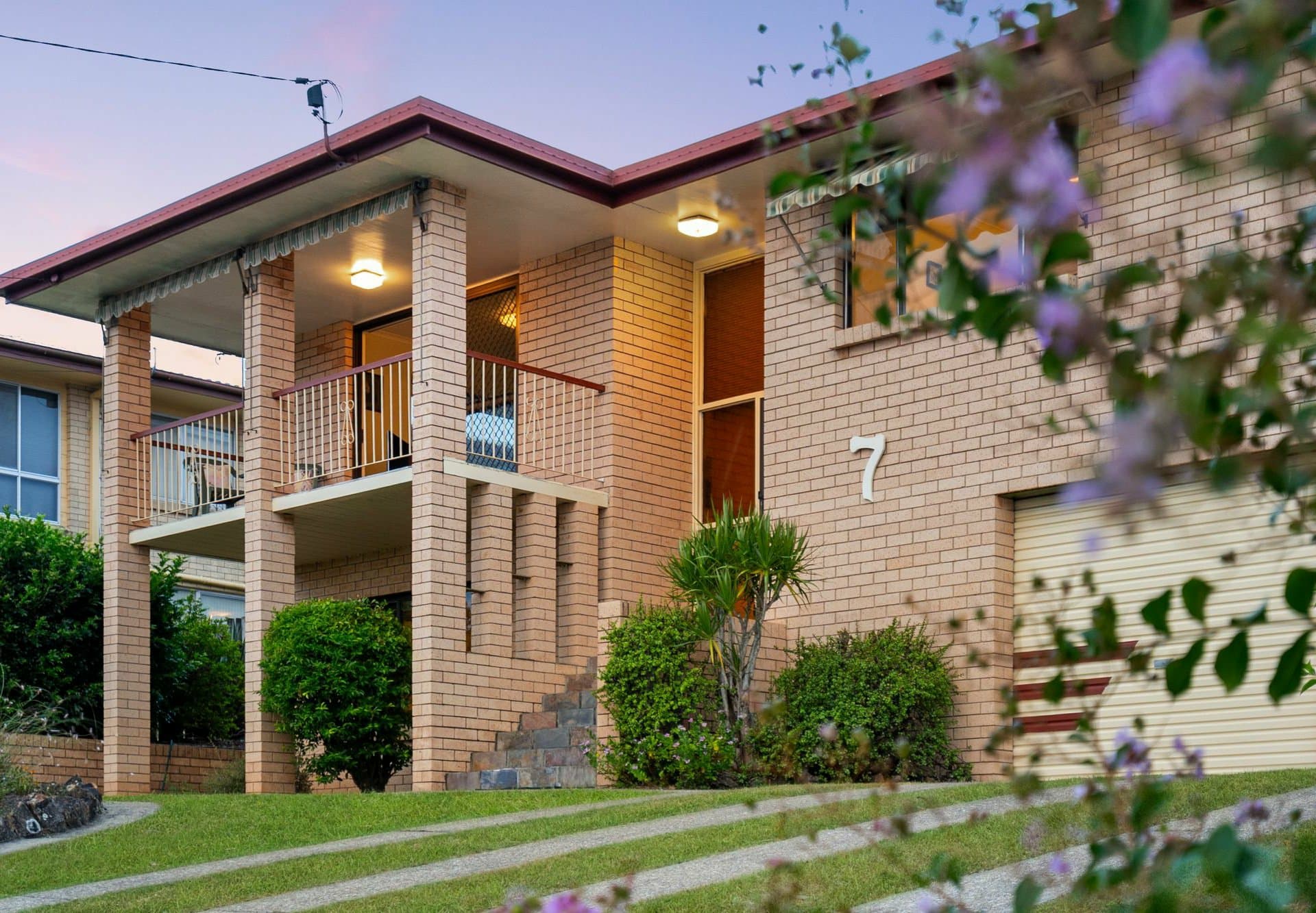 7 Hilarie Avenue, Springwood, Springwood - Thumbnail 4