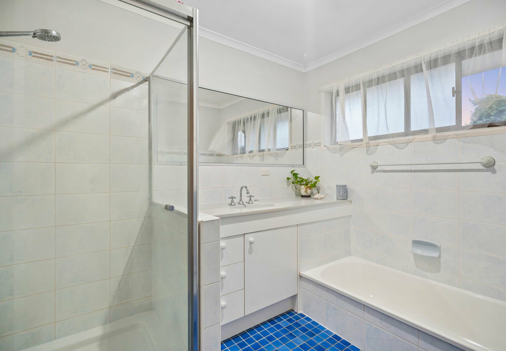 7 Hilarie Avenue, Springwood, Springwood - Thumbnail 8