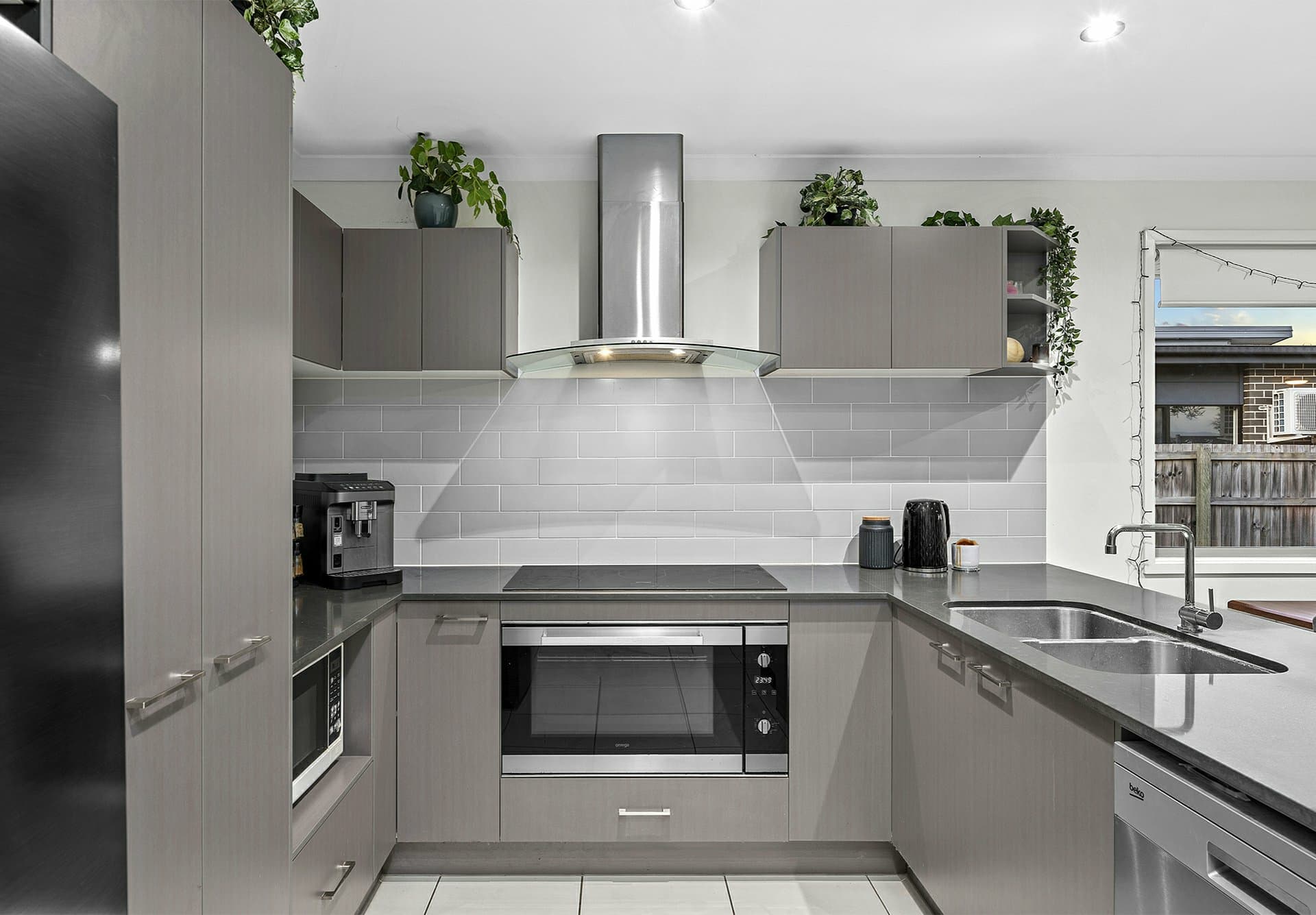 34 Niels Crescent, Park Ridge, Park Ridge - Thumbnail 5