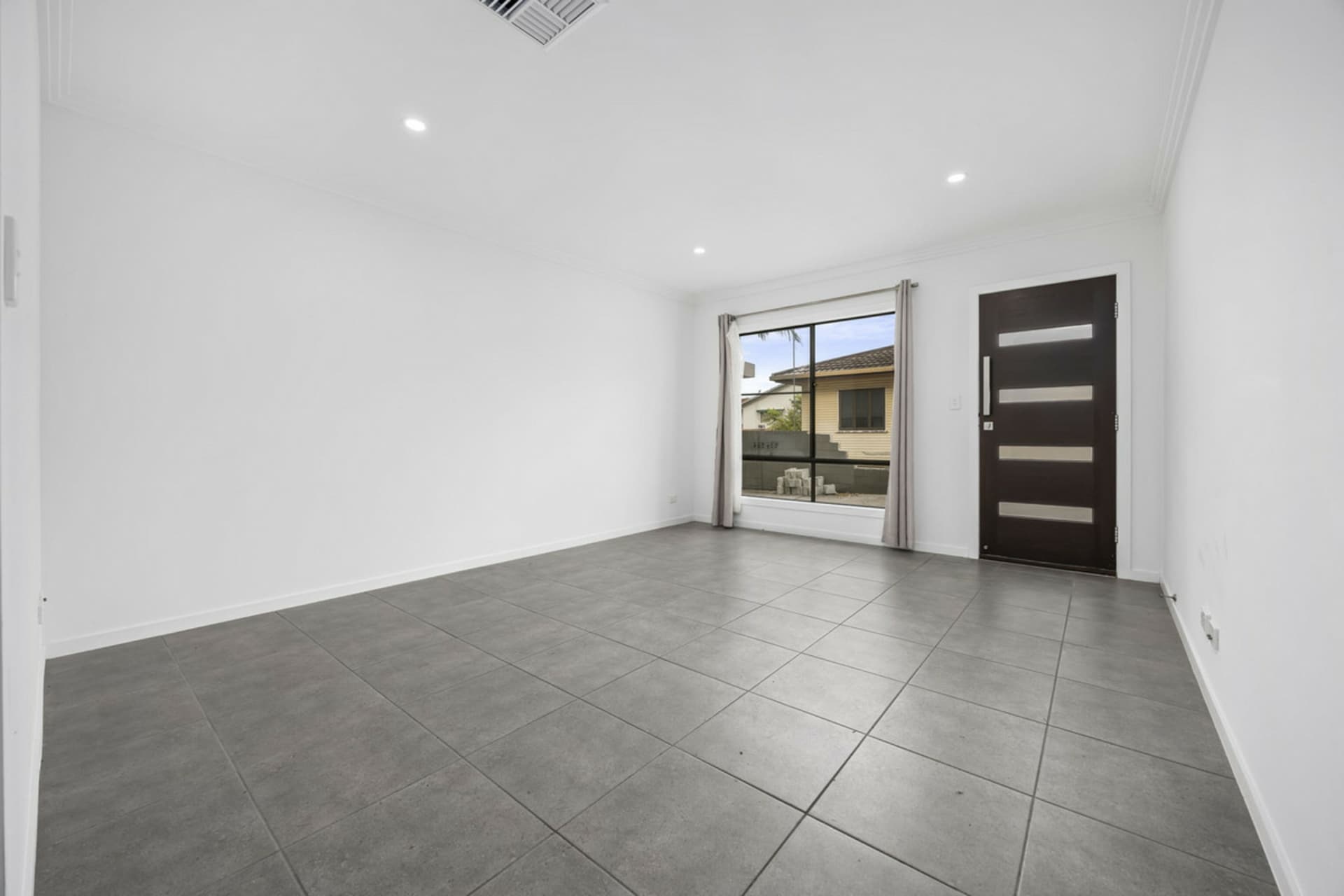 5/36 Margaret Street, Southport, Southport - Thumbnail 3