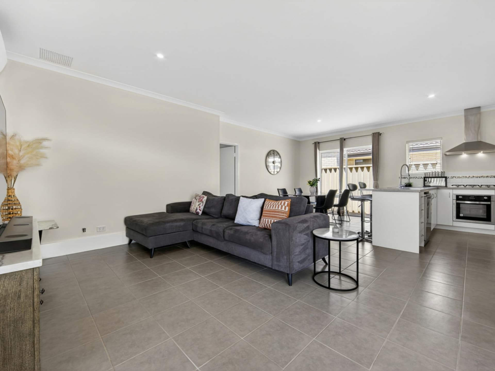 73 Rathkeale Boulevard, Ridgewood, Ridgewood - Thumbnail 6