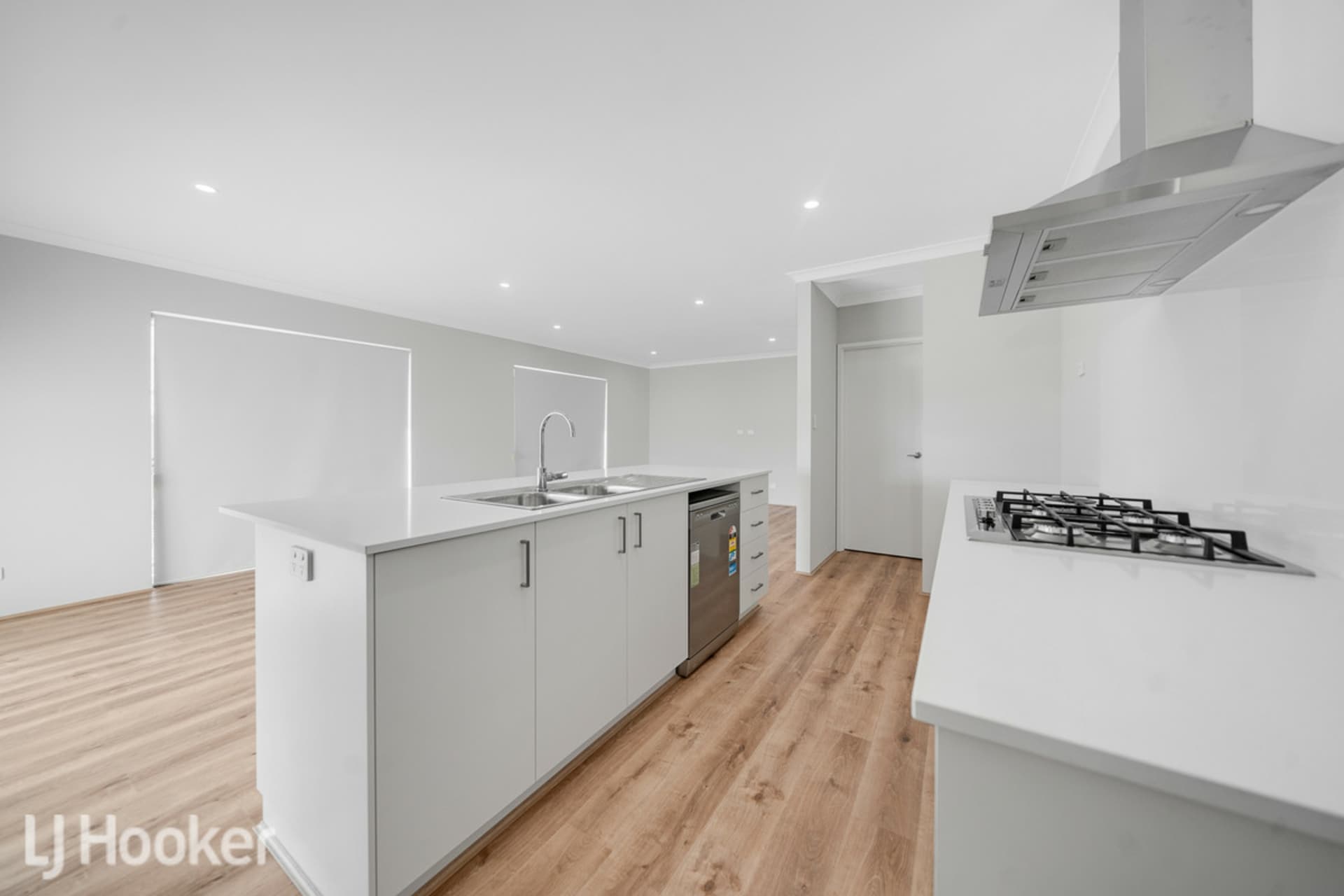 10 Primrose Road, Alkimos, Alkimos - Thumbnail 4