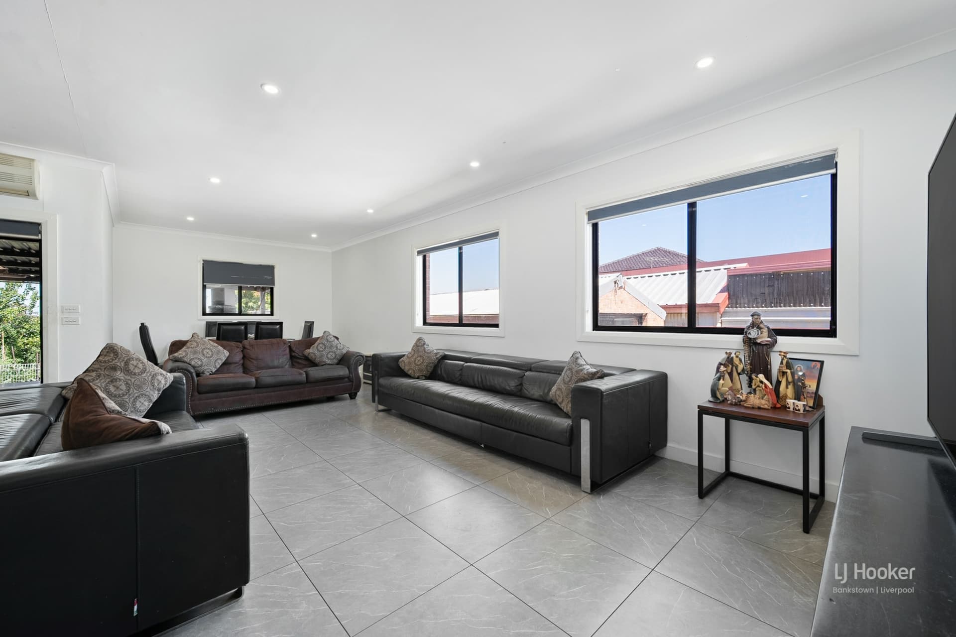 213 Excelsior Street, Guildford, Guildford - Thumbnail 3