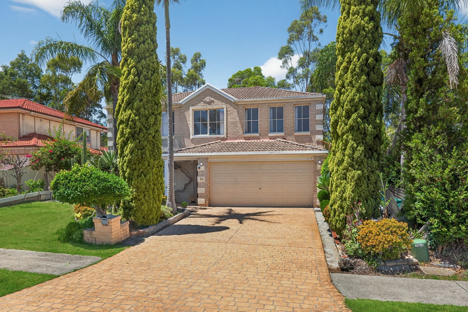 24 Vlatko Drive, West Hoxton, West Hoxton - Thumbnail 2