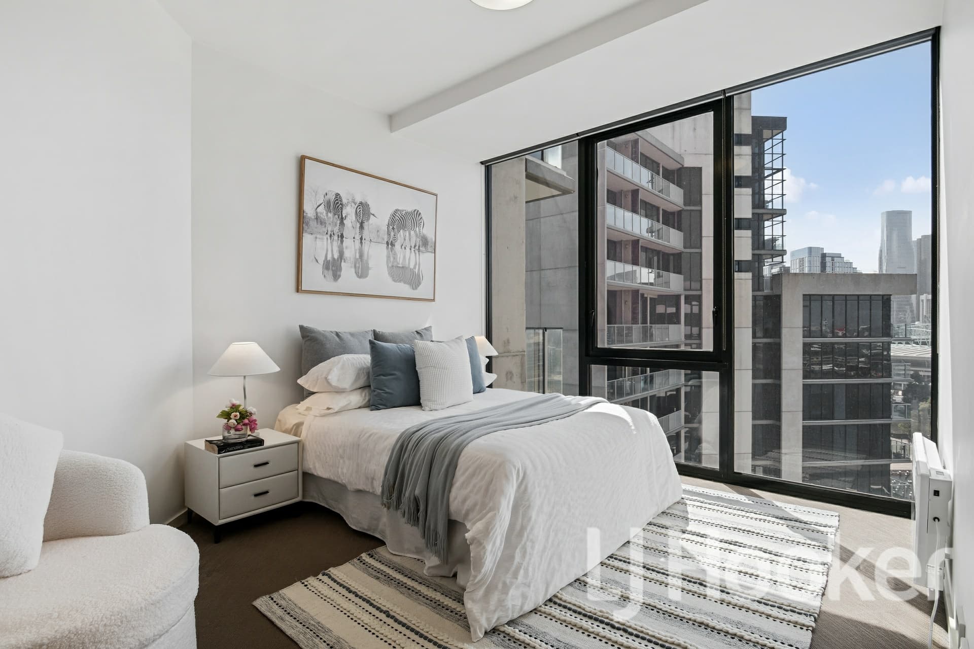 1905/15 Caravel Lane, Docklands, Docklands - Thumbnail 4