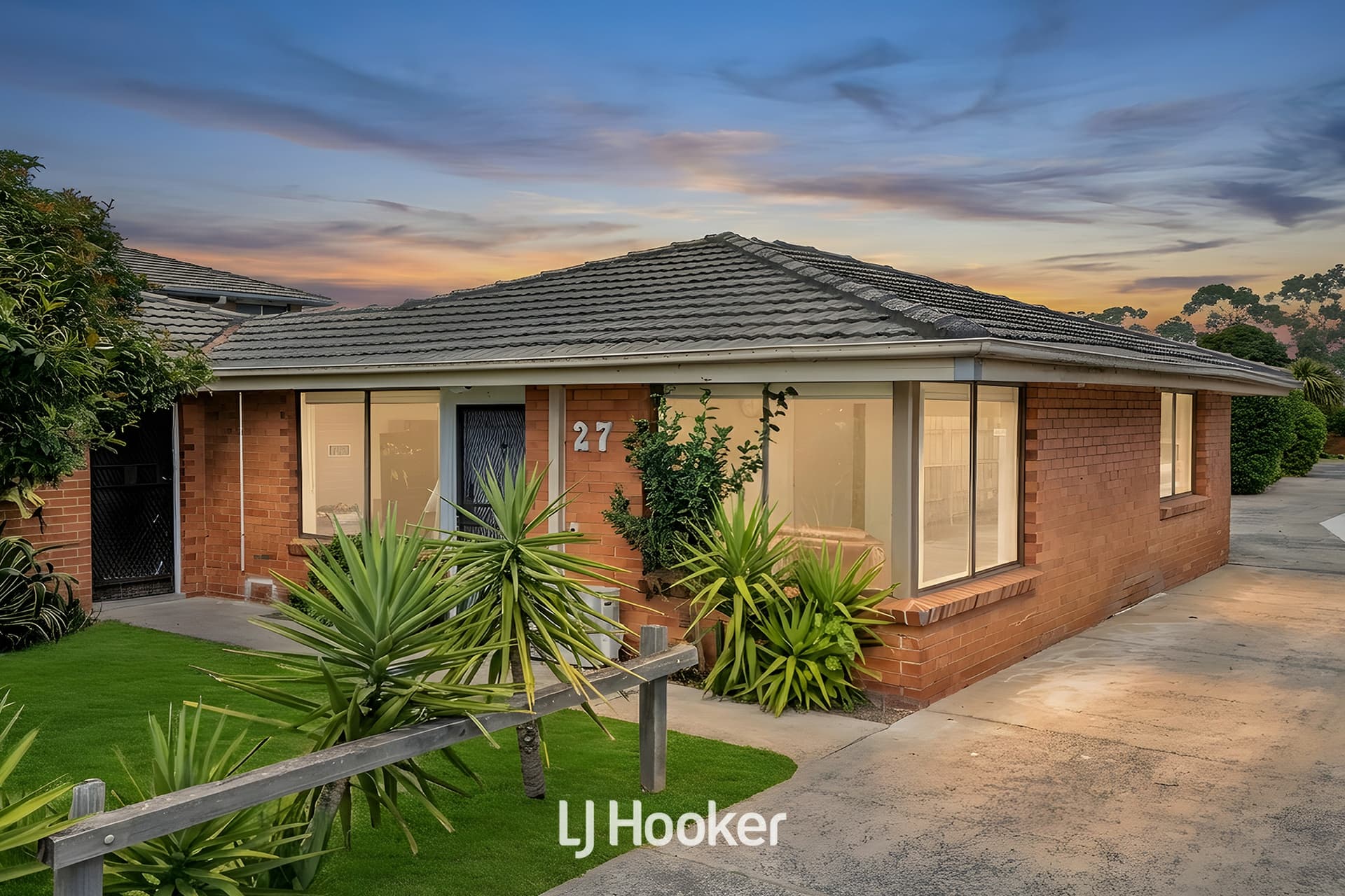 2/27 Stud Road, Dandenong, Dandenong - Image 1
