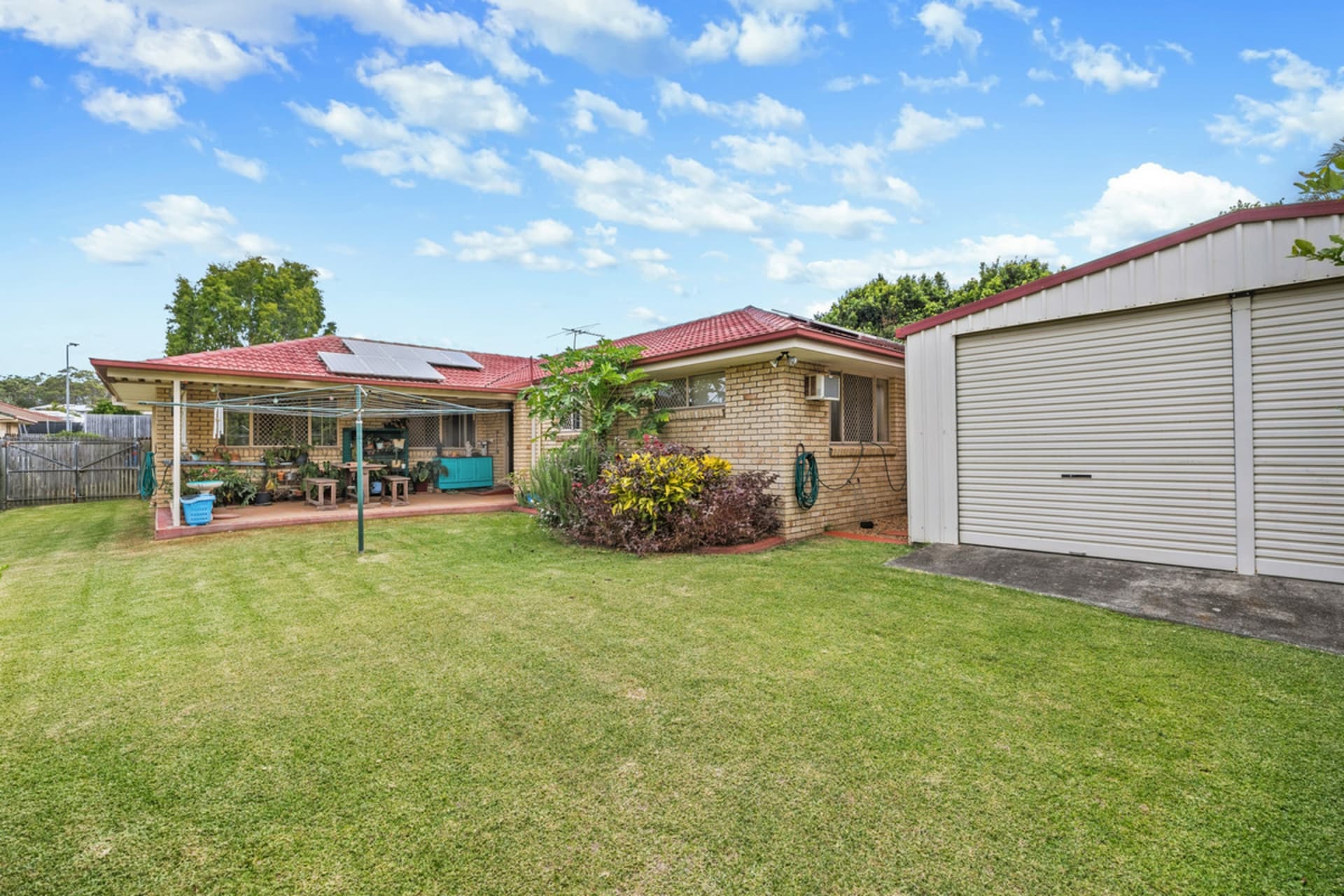 16 Cresthill Street, Birkdale, Birkdale - Thumbnail 3