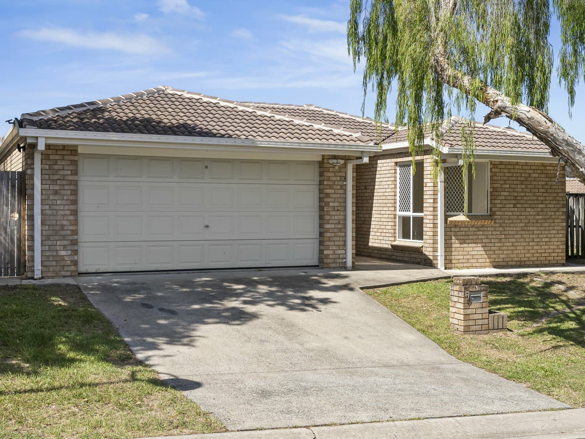 5 Freeman Place, Calamvale, Calamvale - Image 1