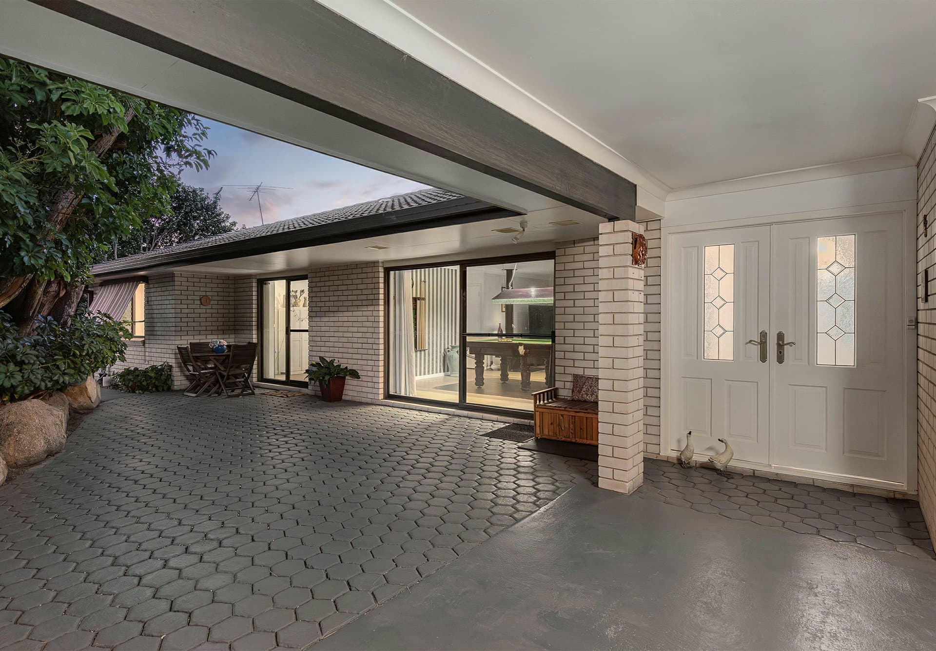 5 Hewton Court, Wishart, Wishart - Thumbnail 2