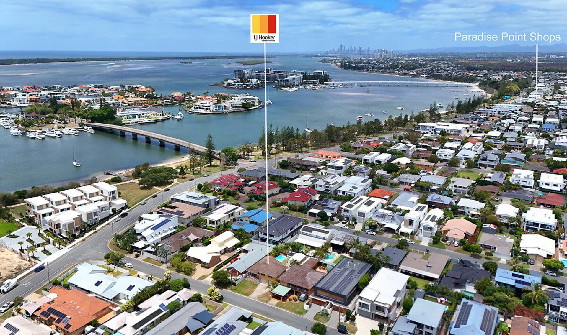 18 Scoter Avenue, Paradise Point, Paradise Point - Thumbnail 3