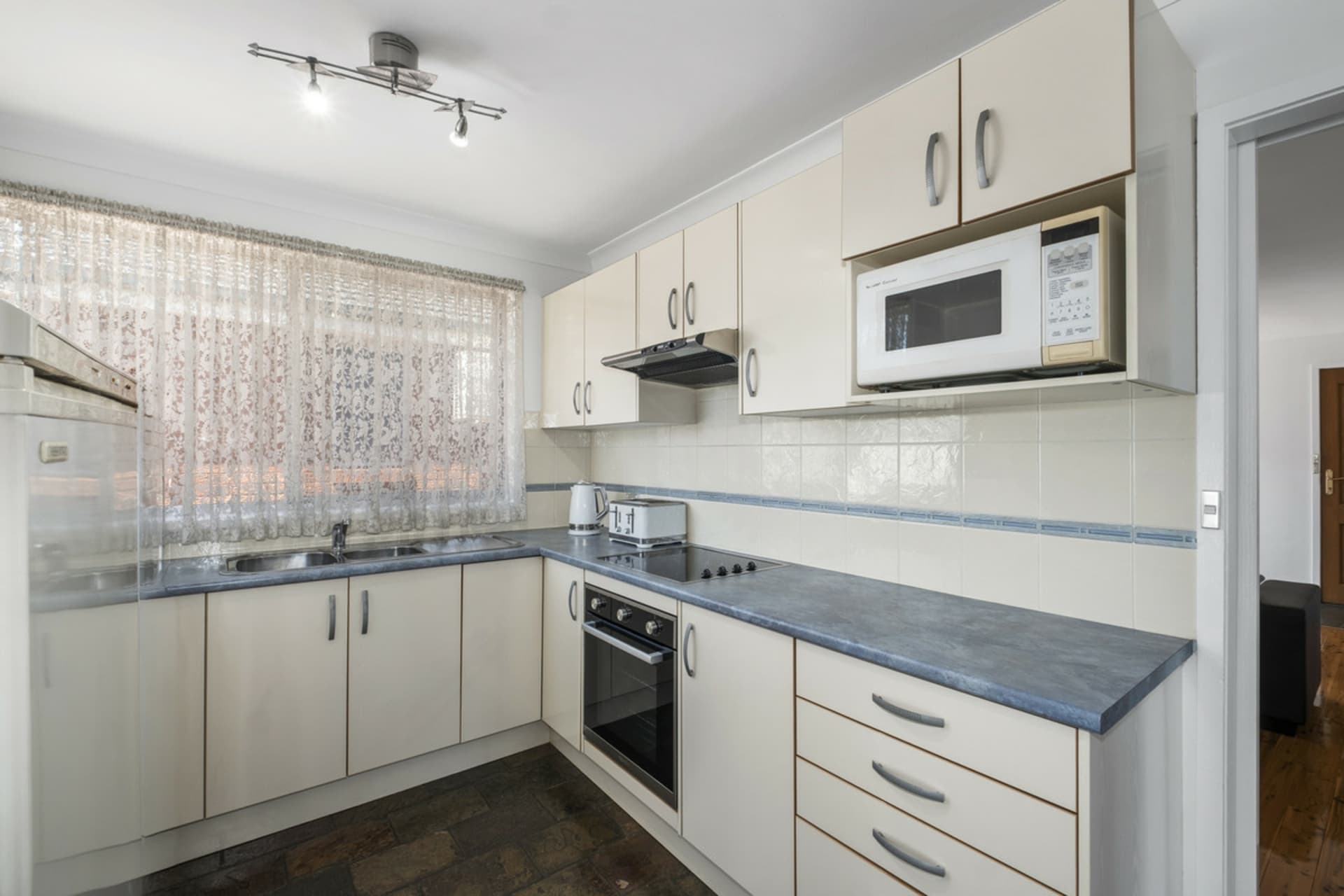 1A Veron Road, Bexley, Bexley - Thumbnail 2