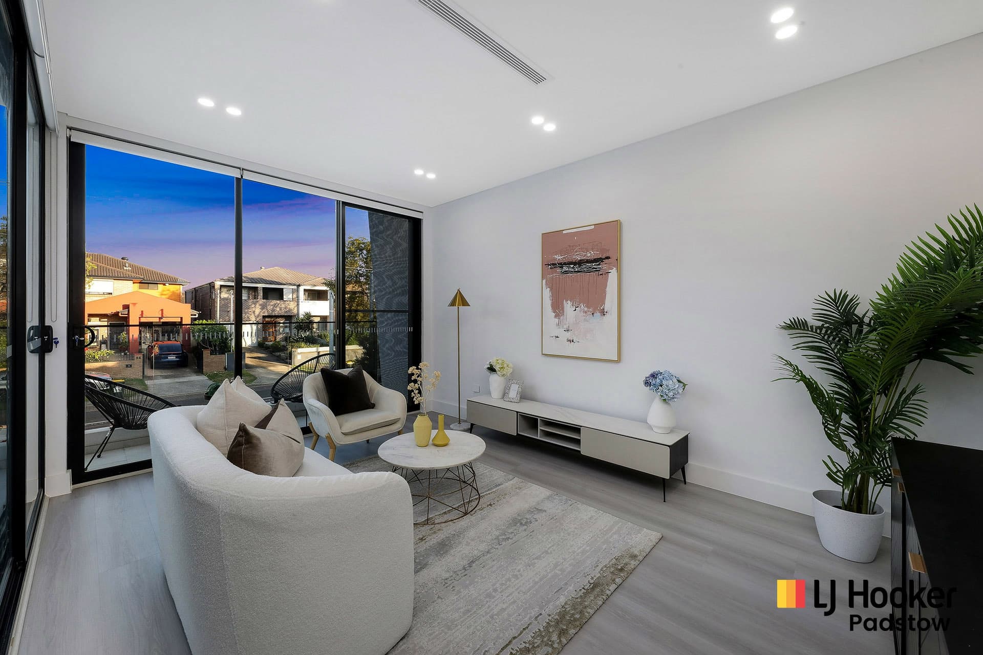 10A Carson Street, Panania, Panania - Thumbnail 5