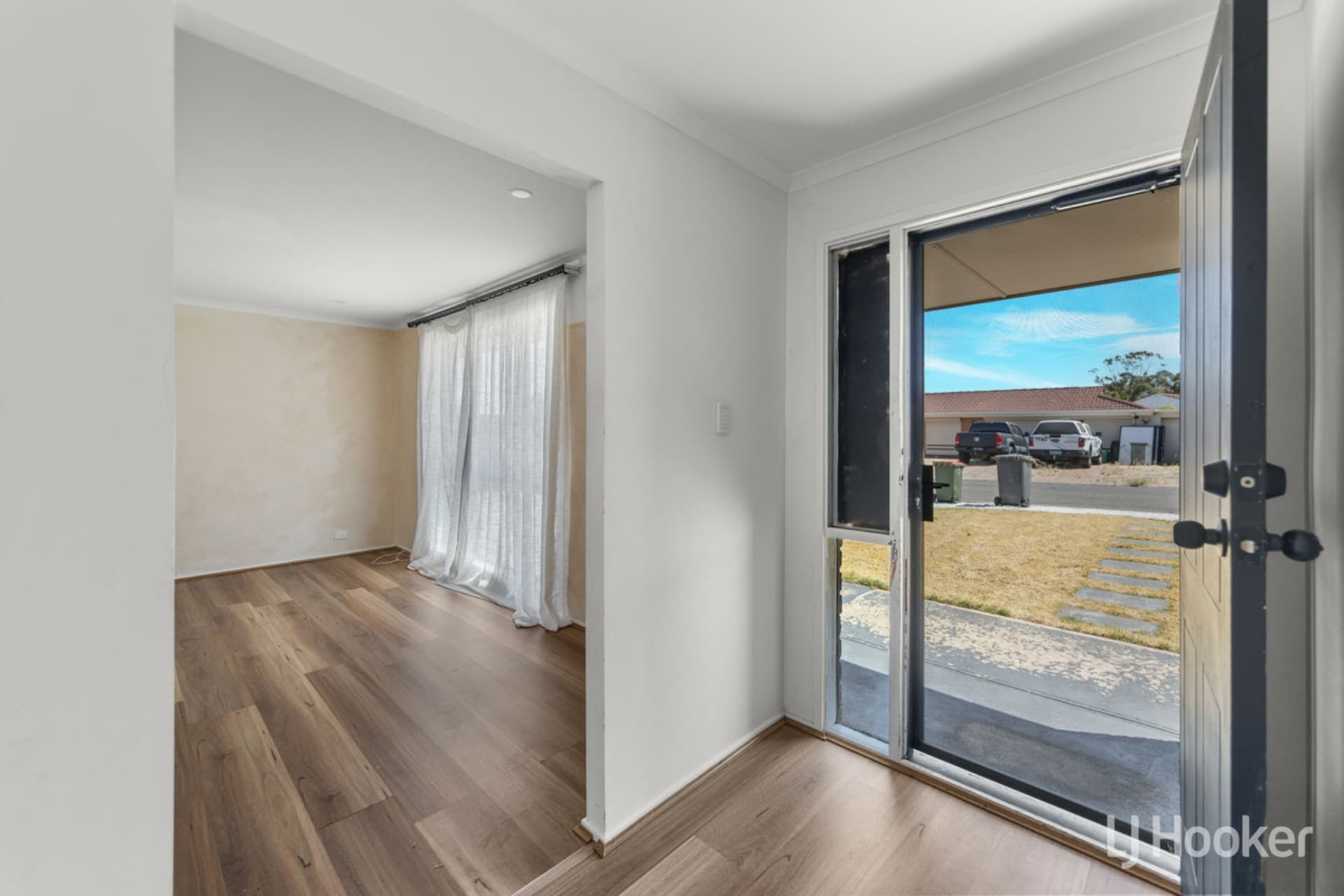 44 Browne Circuit, Craigmore, Craigmore - Thumbnail 5