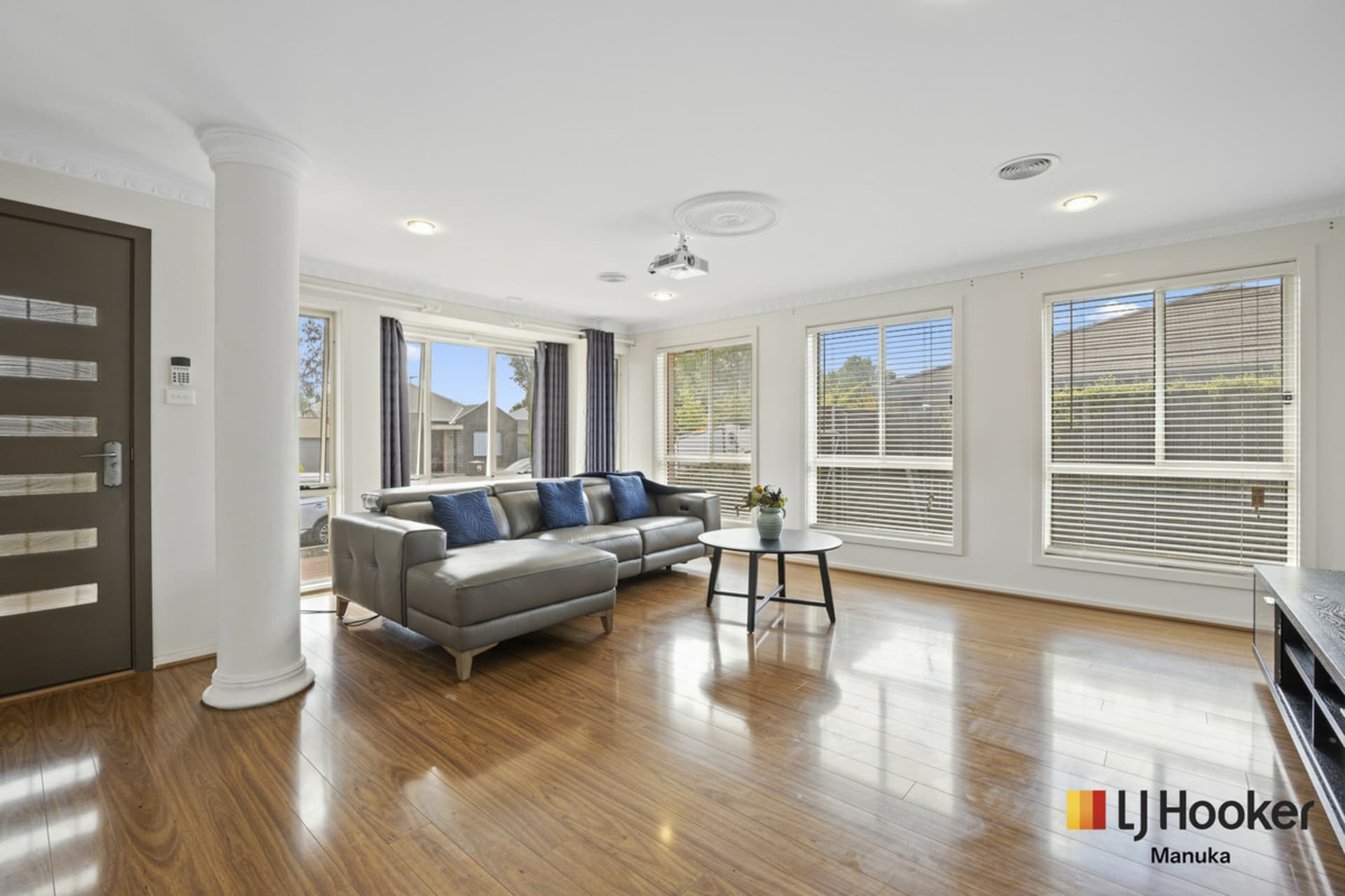 18 Horneville Street, Forde, Forde - Thumbnail 2