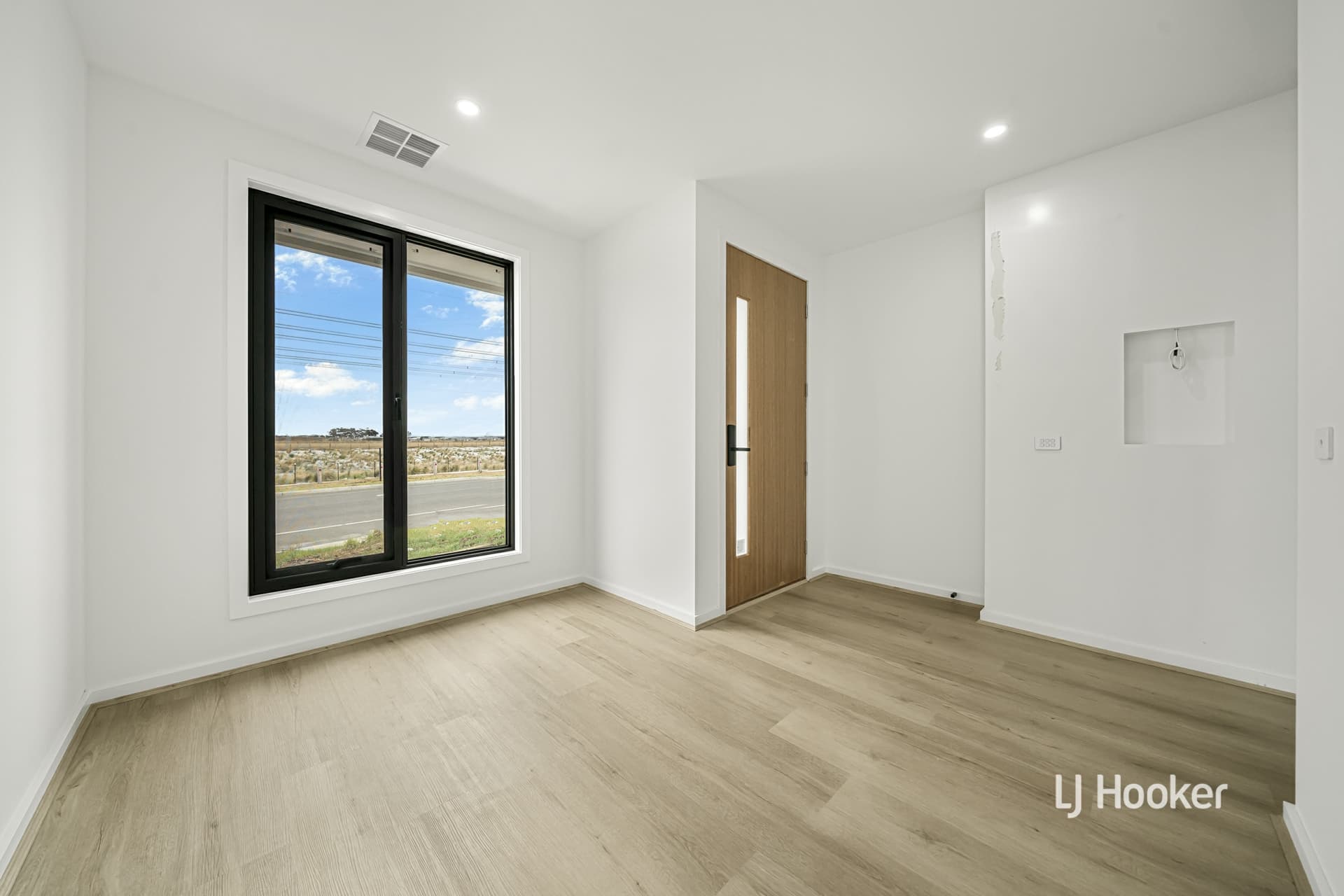 63 Basten Avenue, Deanside, Deanside - Thumbnail 3
