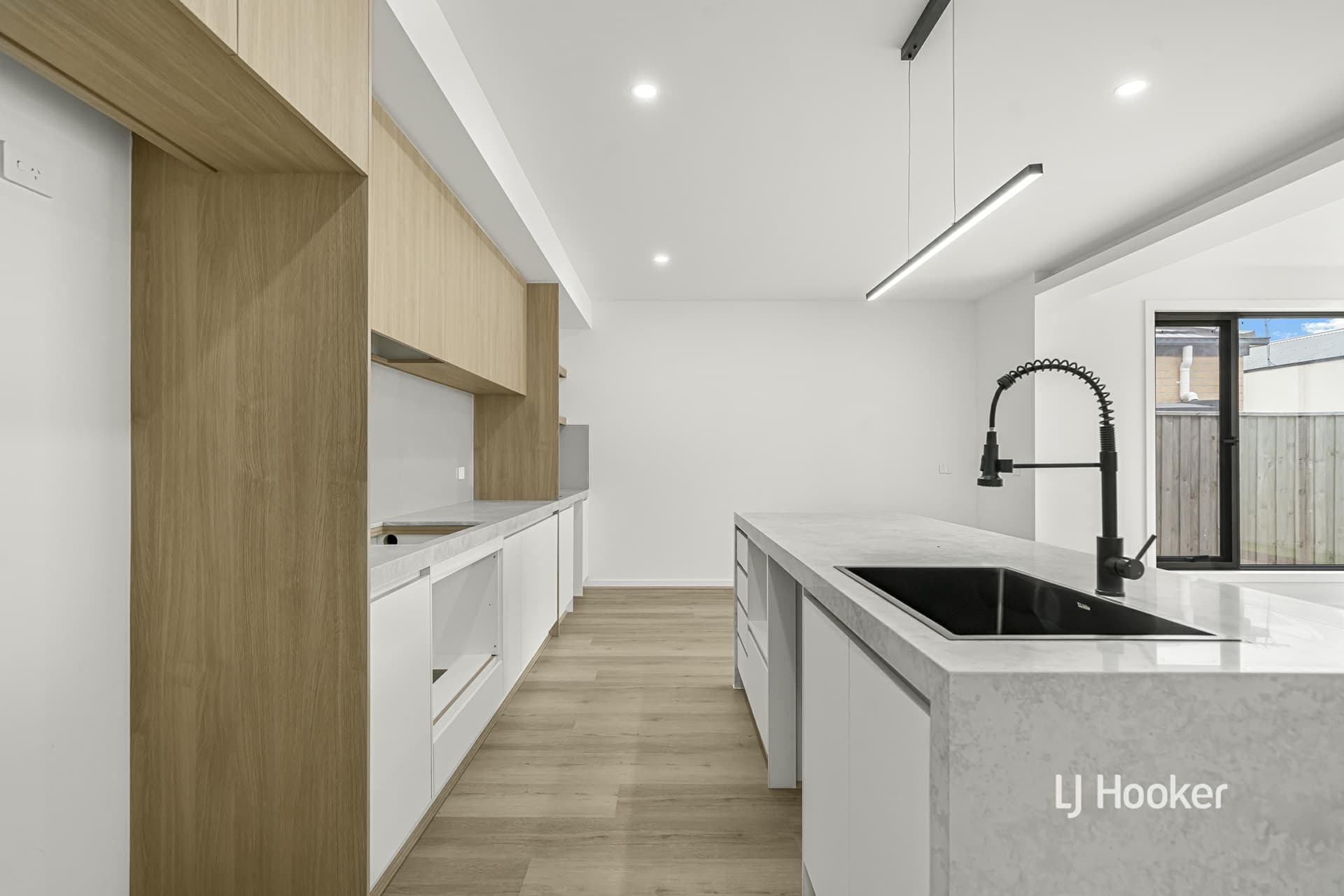 63 Basten Avenue, Deanside, Deanside - Thumbnail 5
