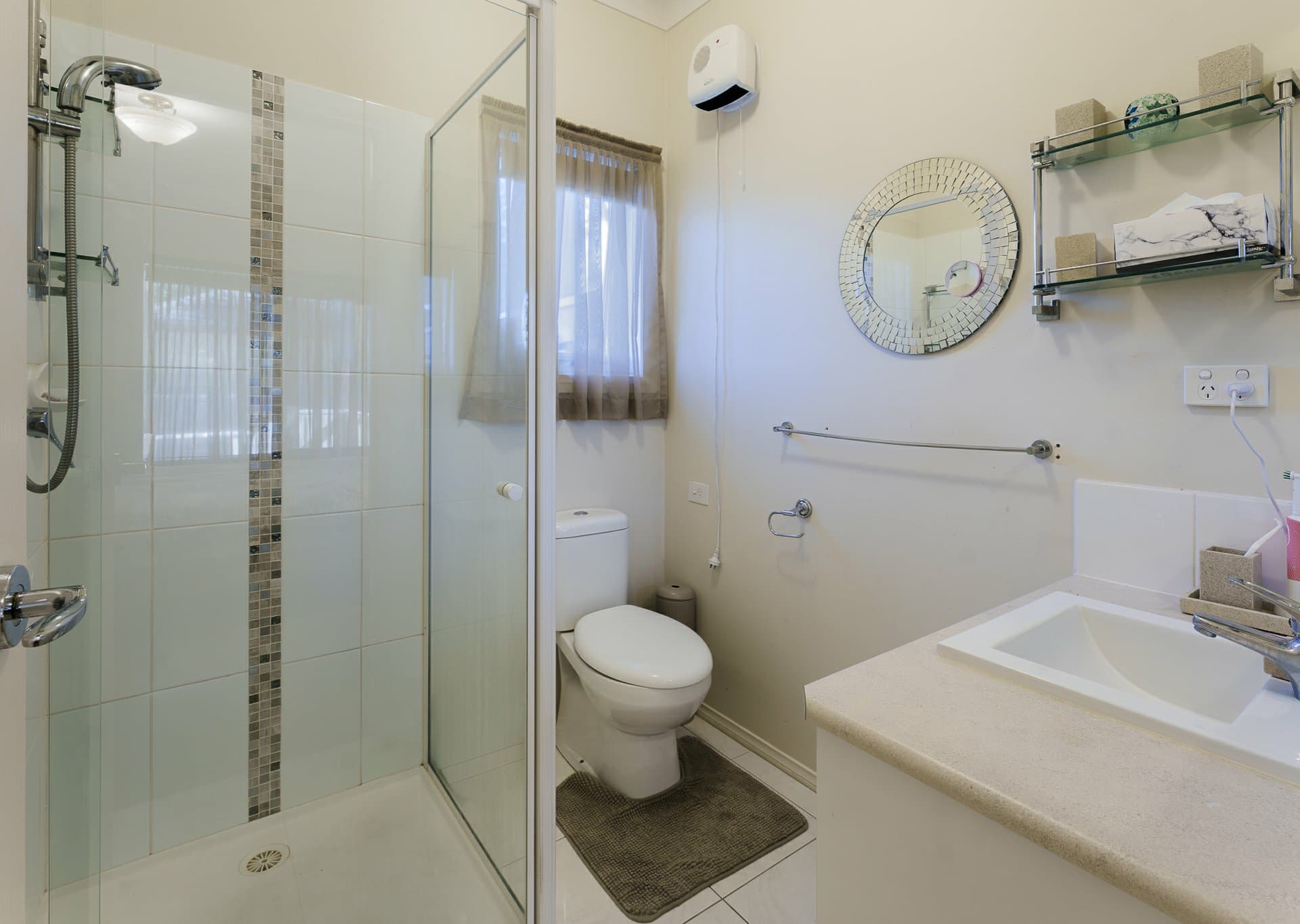 11A Esther Crescent, Mooroolbark, Mooroolbark - Thumbnail 5