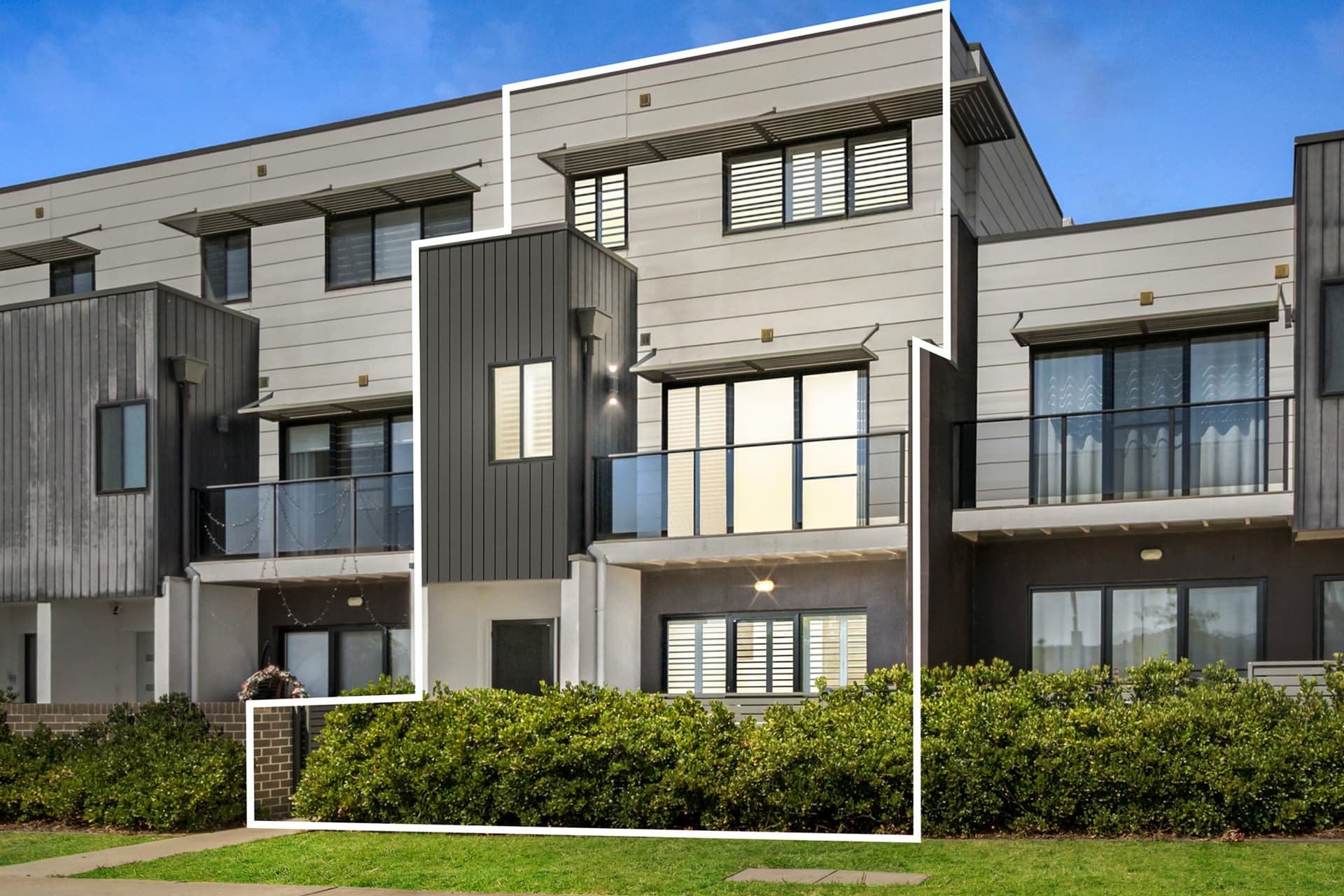 2/55 Woodberry Avenue, Coombs, Coombs - Image 1