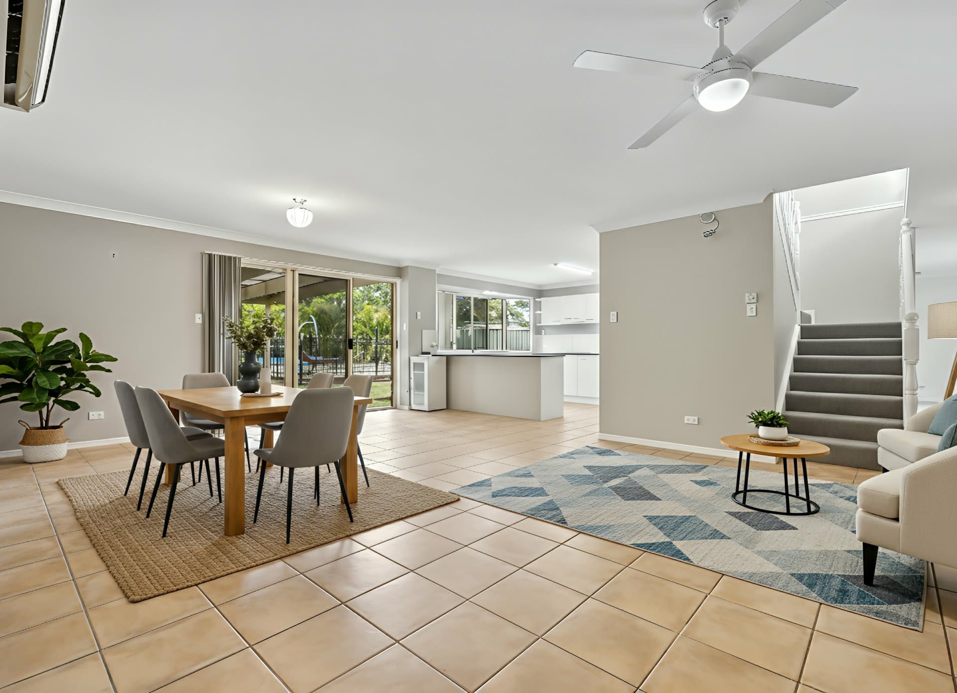 12 Smout Court, Sandstone Point, Sandstone Point - Thumbnail 6