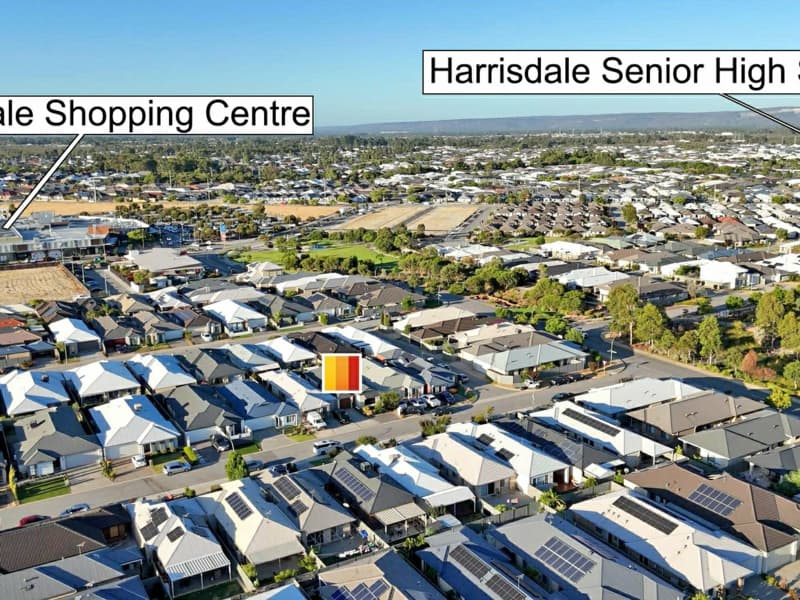 21 Banyard Avenue, Kelmscott, Kelmscott - Thumbnail 3