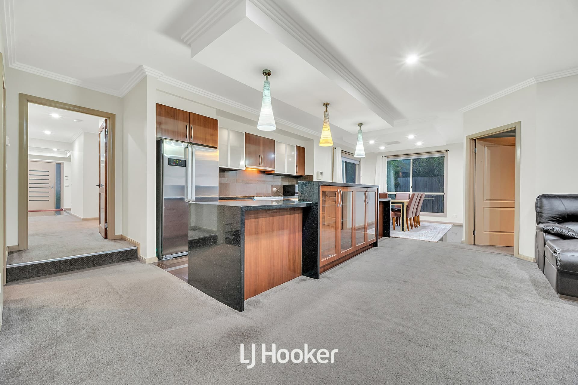 84 Aylmer Road, Lynbrook, Lynbrook - Thumbnail 8