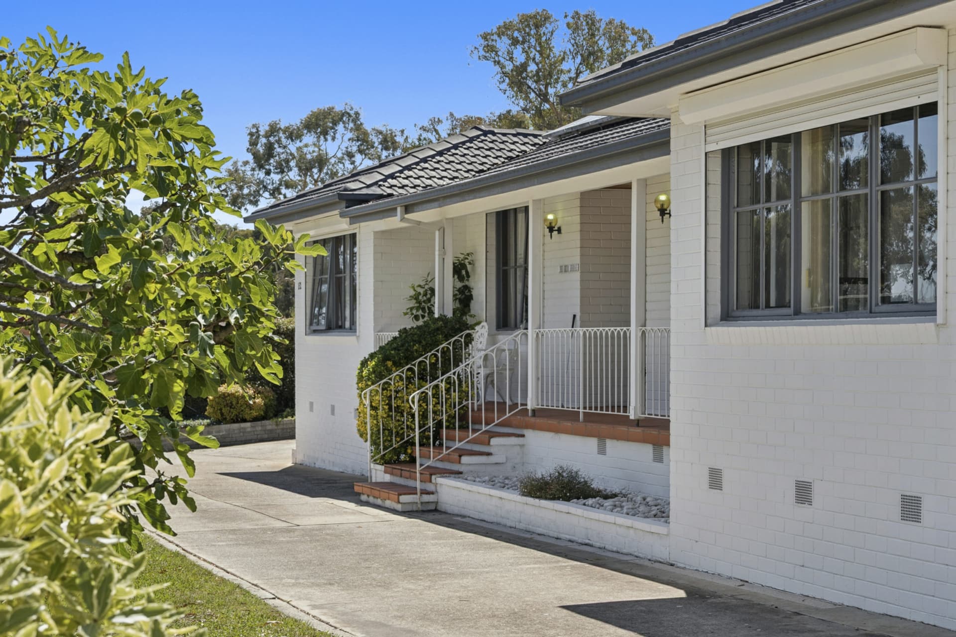 132 Burrinjuck Crescent, Duffy, Duffy - Thumbnail 2