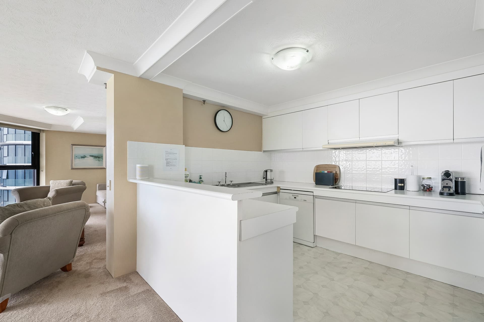 93/4 Thornton Street, Surfers Paradise, Surfers Paradise - Thumbnail 5