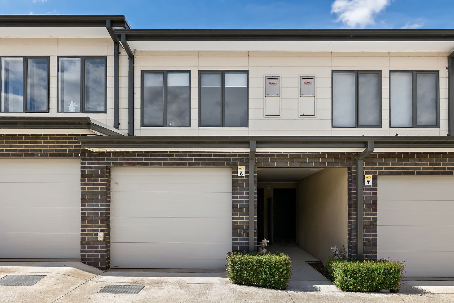6/12 Dulcie Holland Crescent, Moncrieff, Moncrieff - Image 1