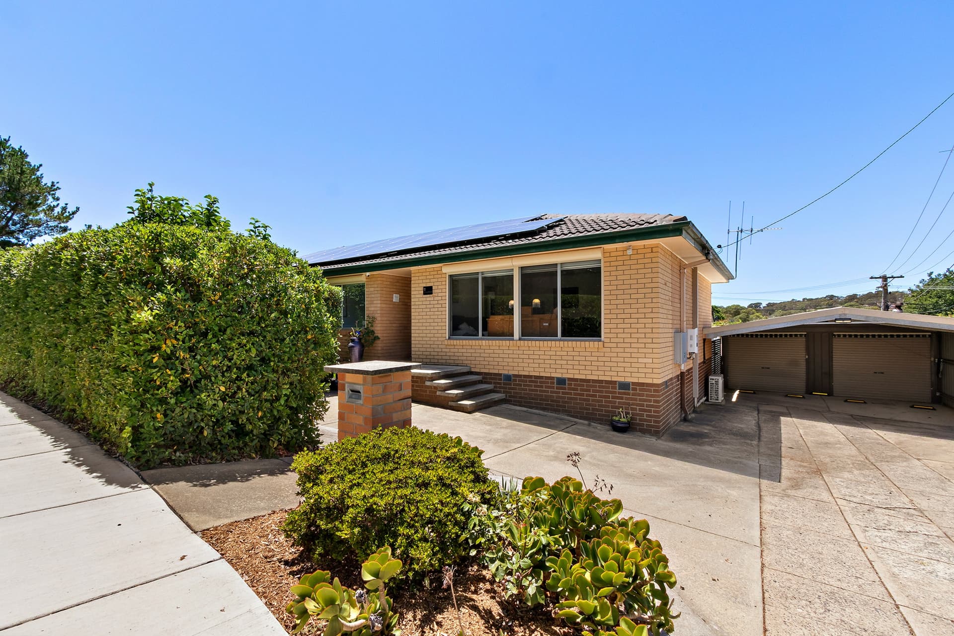 11 Fornax Street, Giralang, Giralang - Thumbnail 2