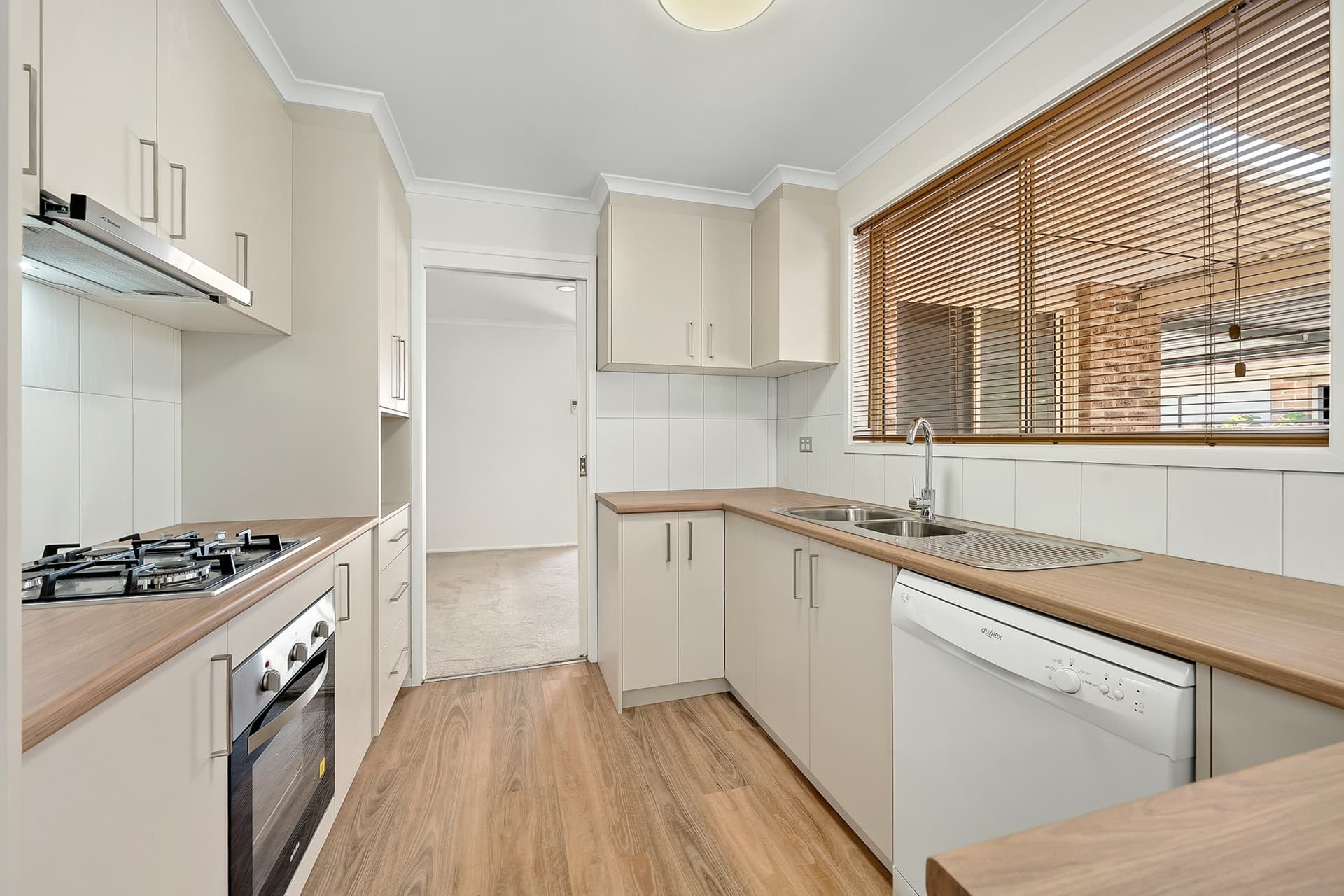 81 Wettenhall Circuit, Calwell, Calwell - Thumbnail 2