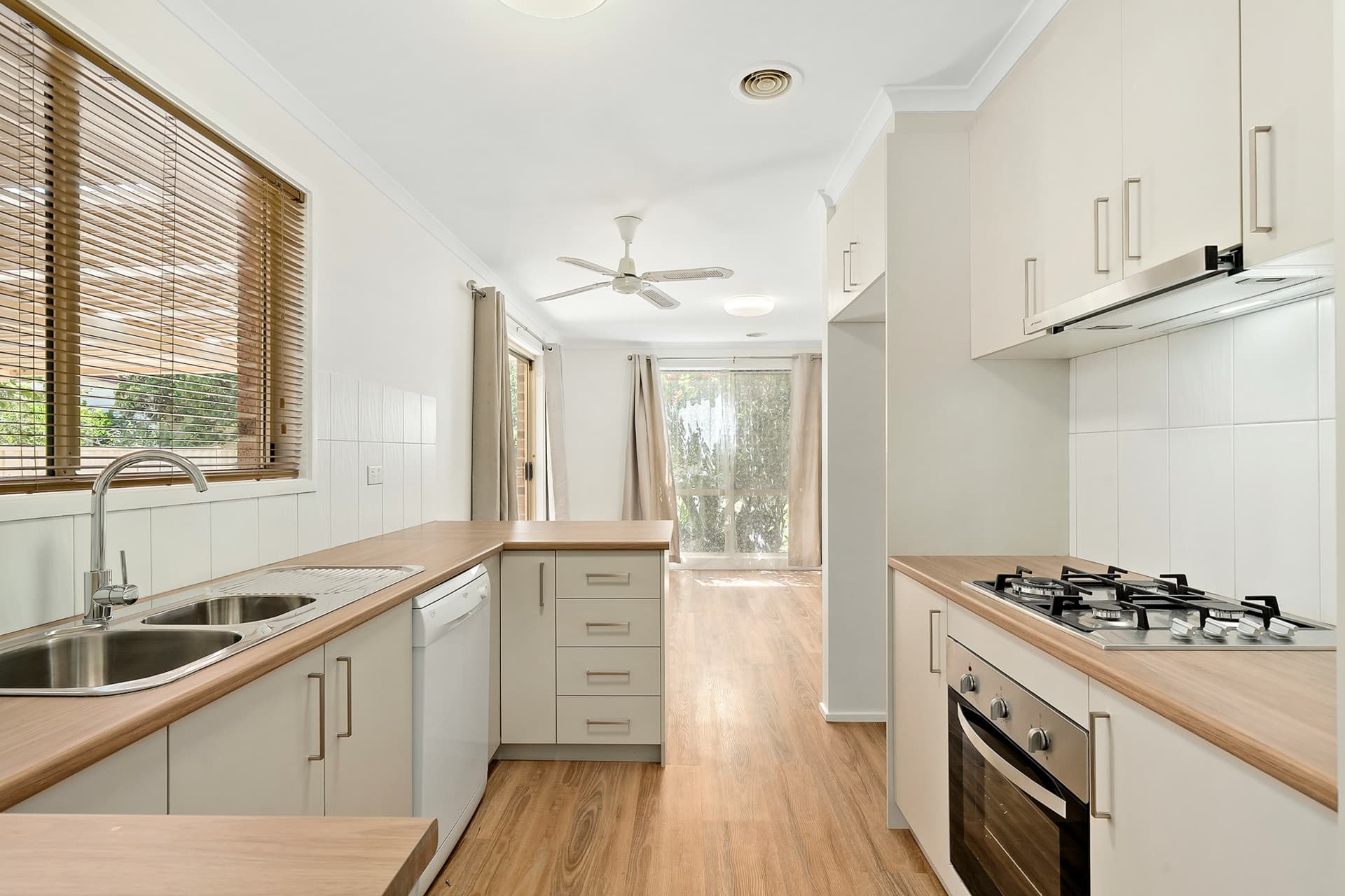 81 Wettenhall Circuit, Calwell, Calwell - Thumbnail 3