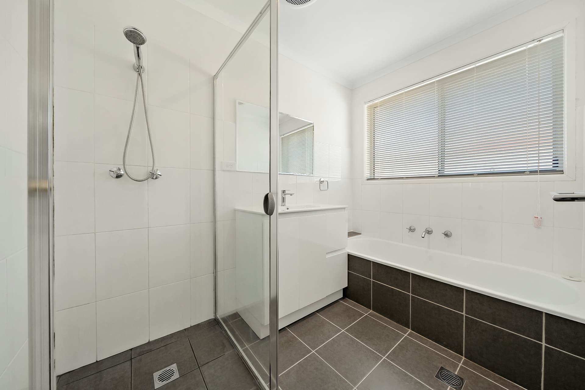 81 Wettenhall Circuit, Calwell, Calwell - Thumbnail 6