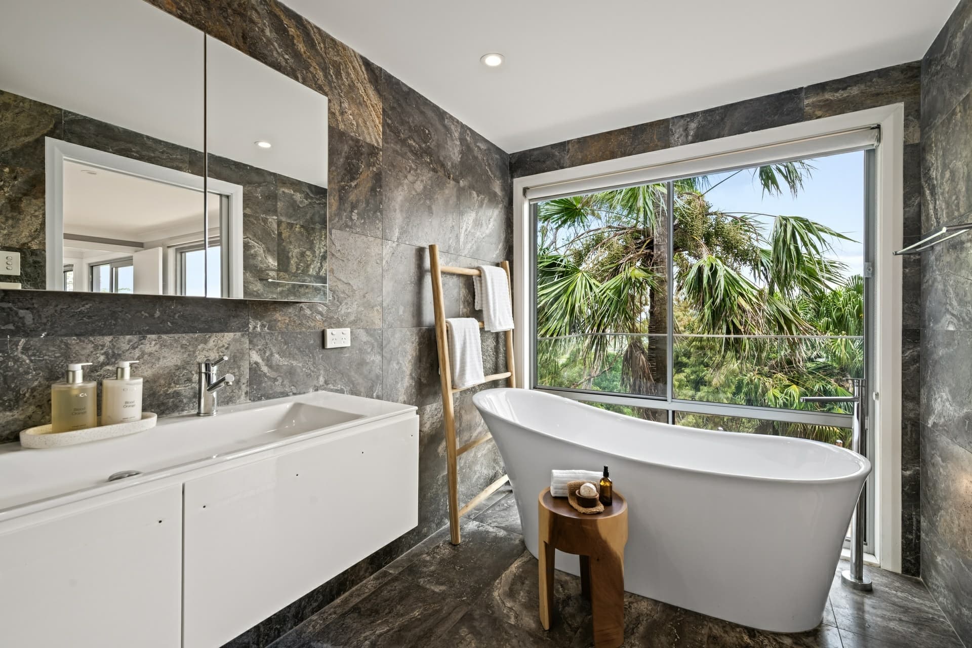 46 Cheryl Crescent, Newport, Newport - Thumbnail 8