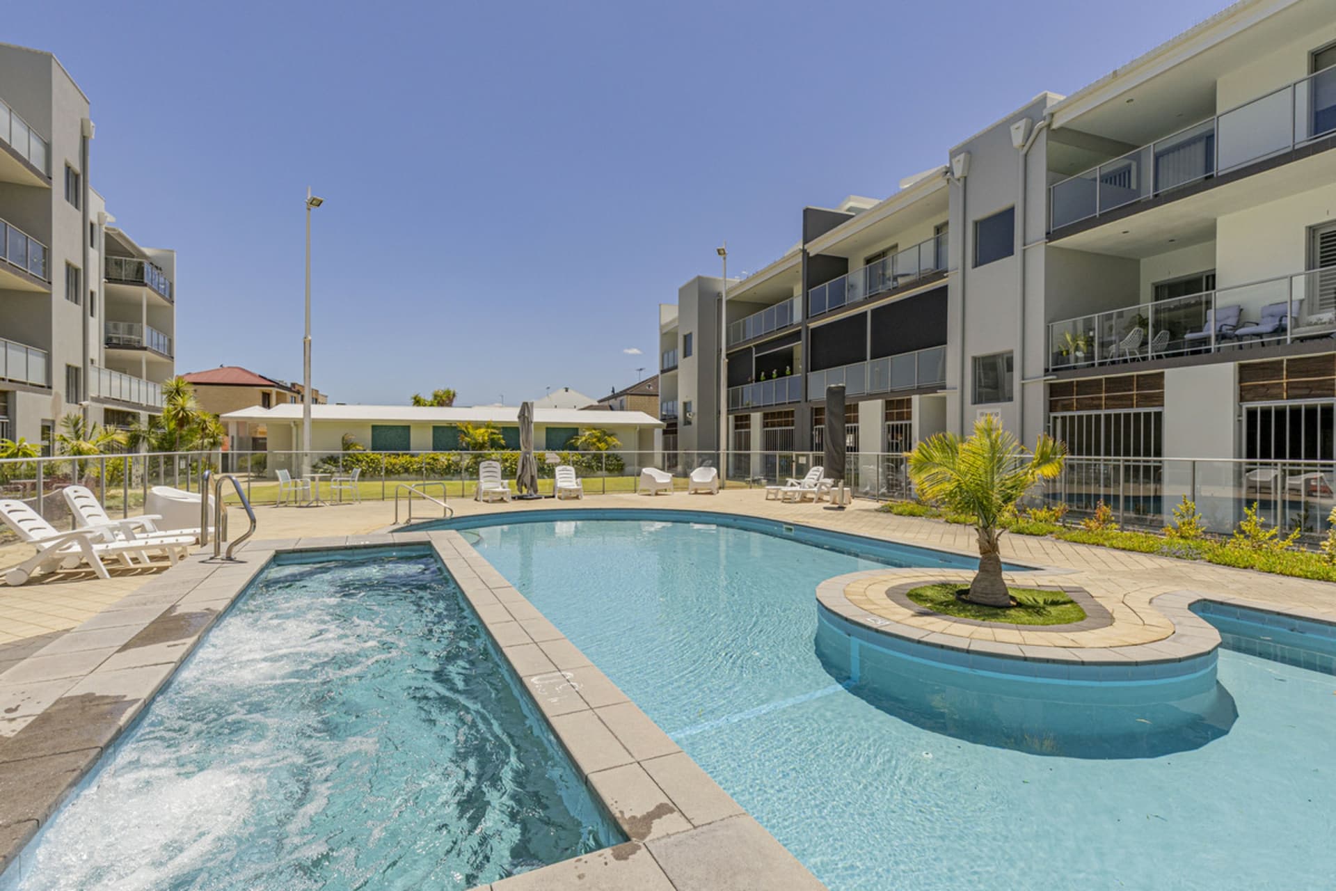 4/88 Lakeside Drive, Joondalup, Joondalup - Thumbnail 2