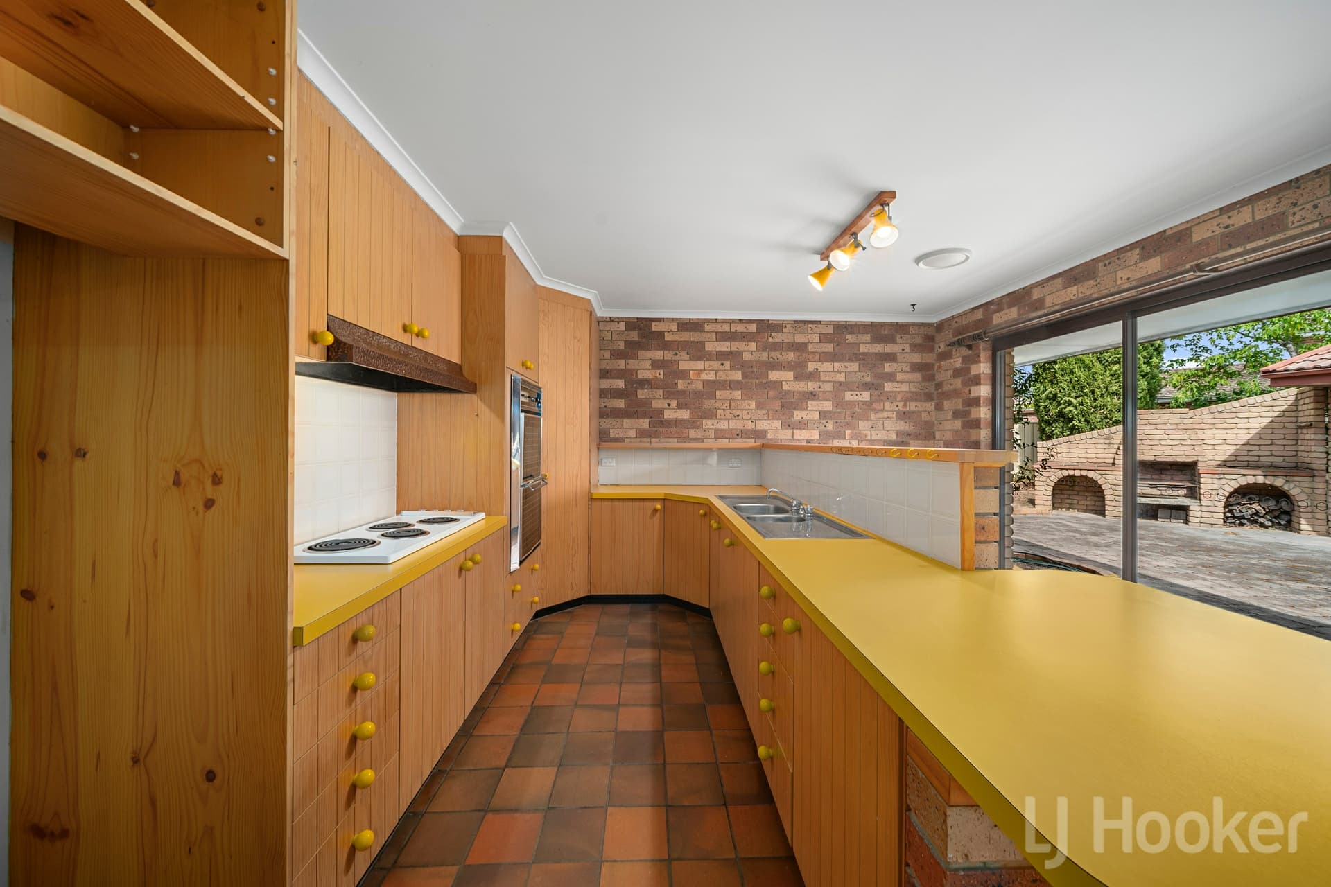 14 Hayley Crescent, Karabar, Karabar - Thumbnail 4