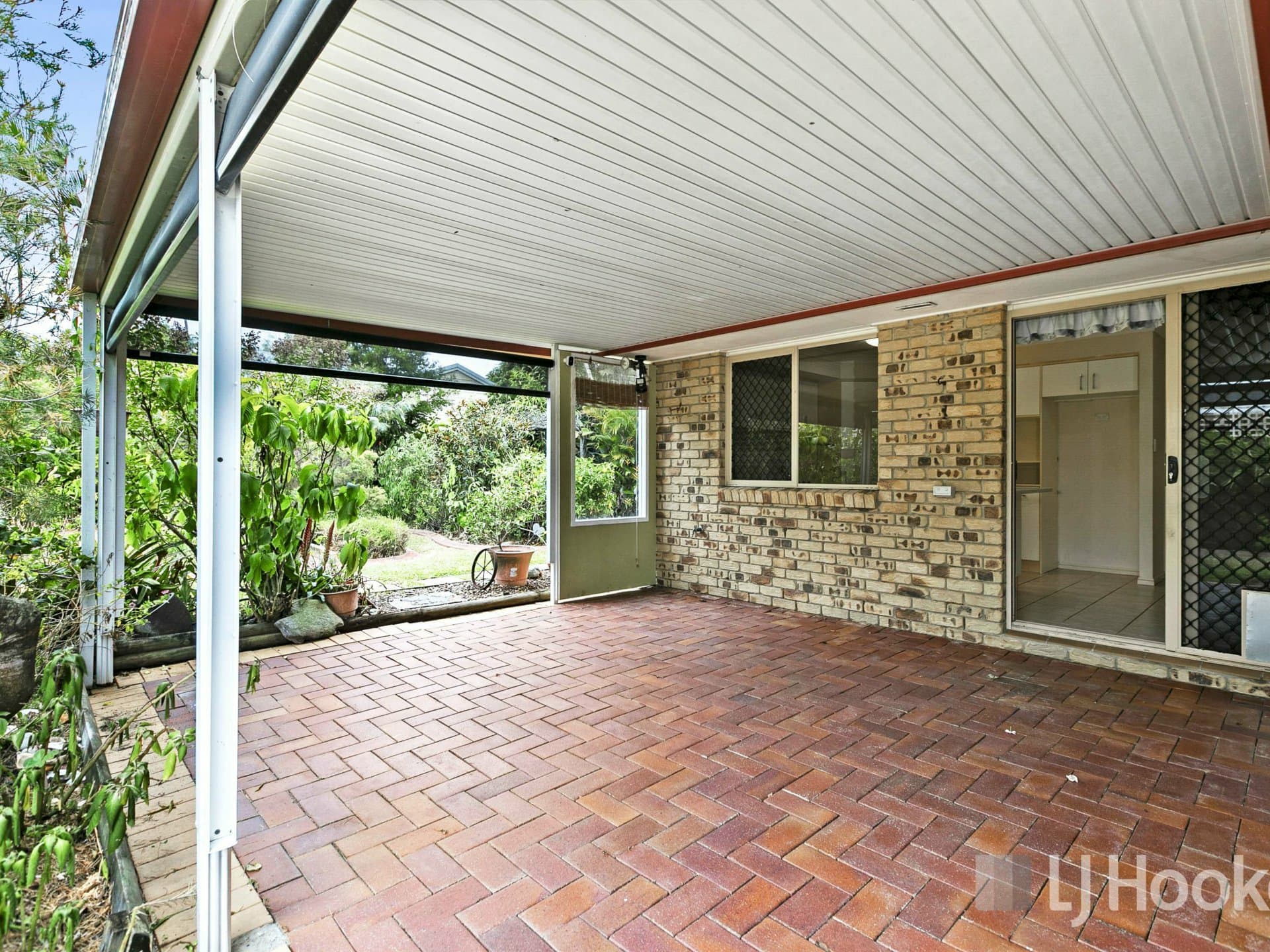 19 Earls Court, Point Vernon, Point Vernon - Thumbnail 5