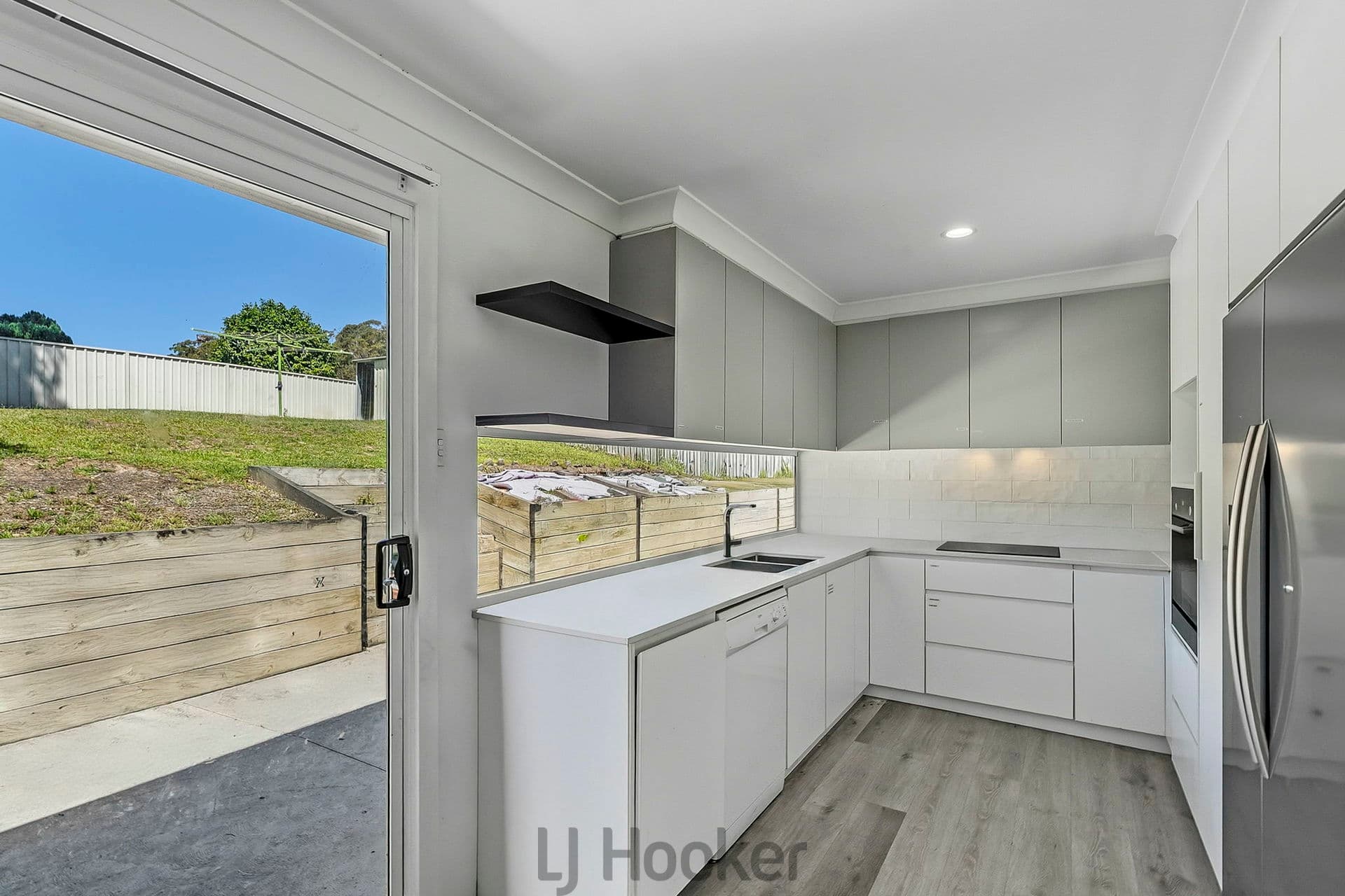 81 Enterprise Way, Woodrising, Woodrising - Thumbnail 3